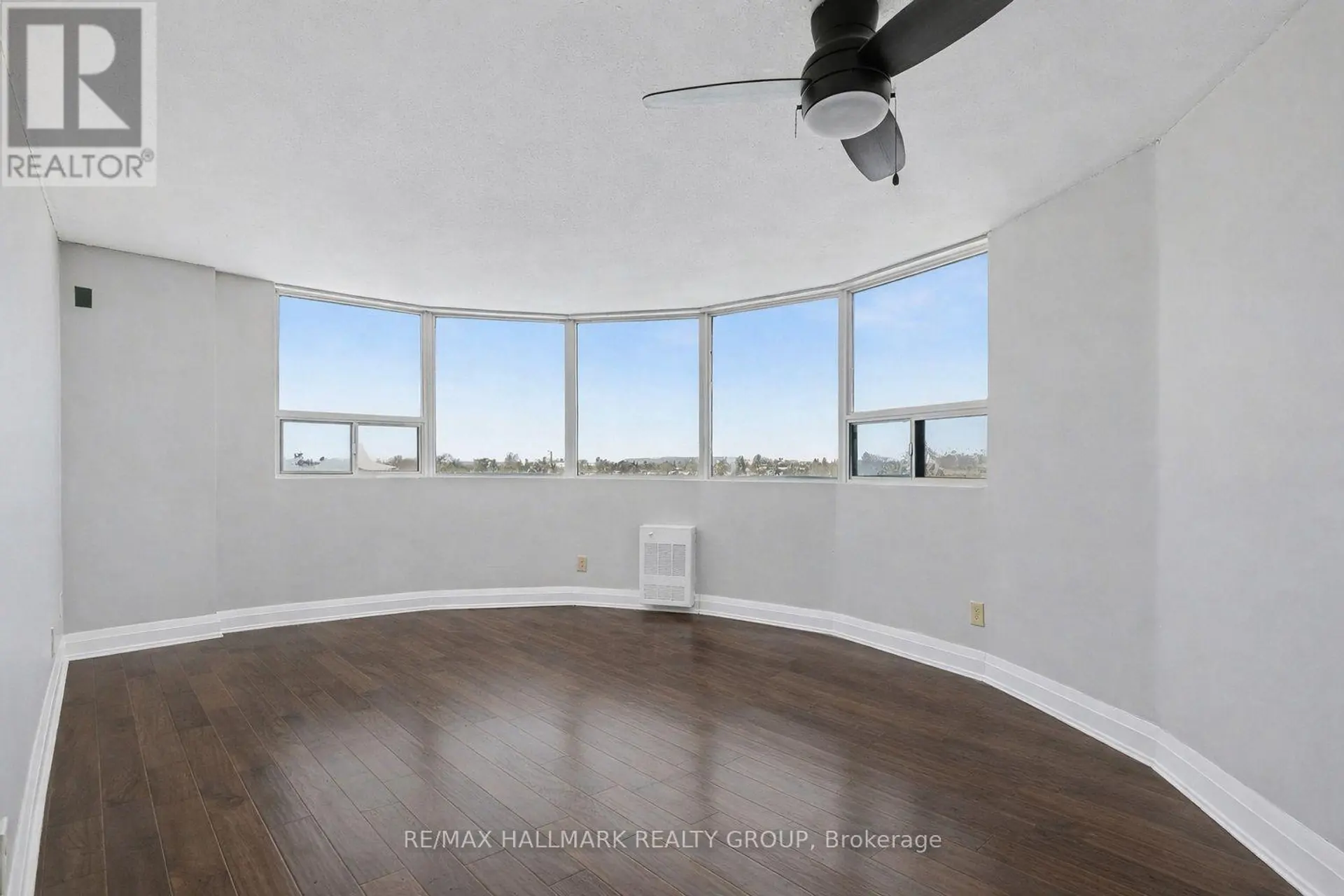 #801 1440 HERON ROAD - Image 6