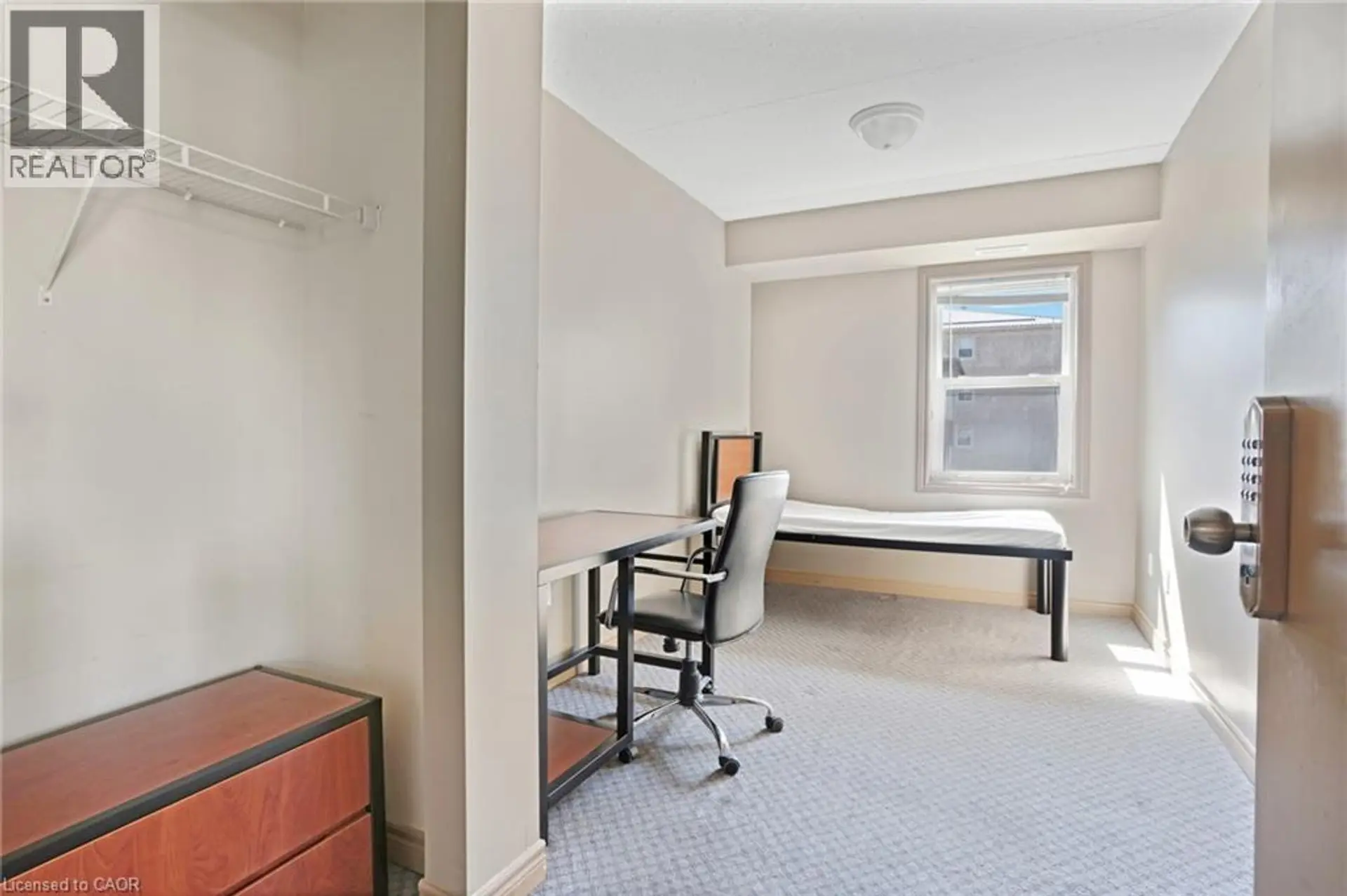 #303 271 LESTER Street - Image 8