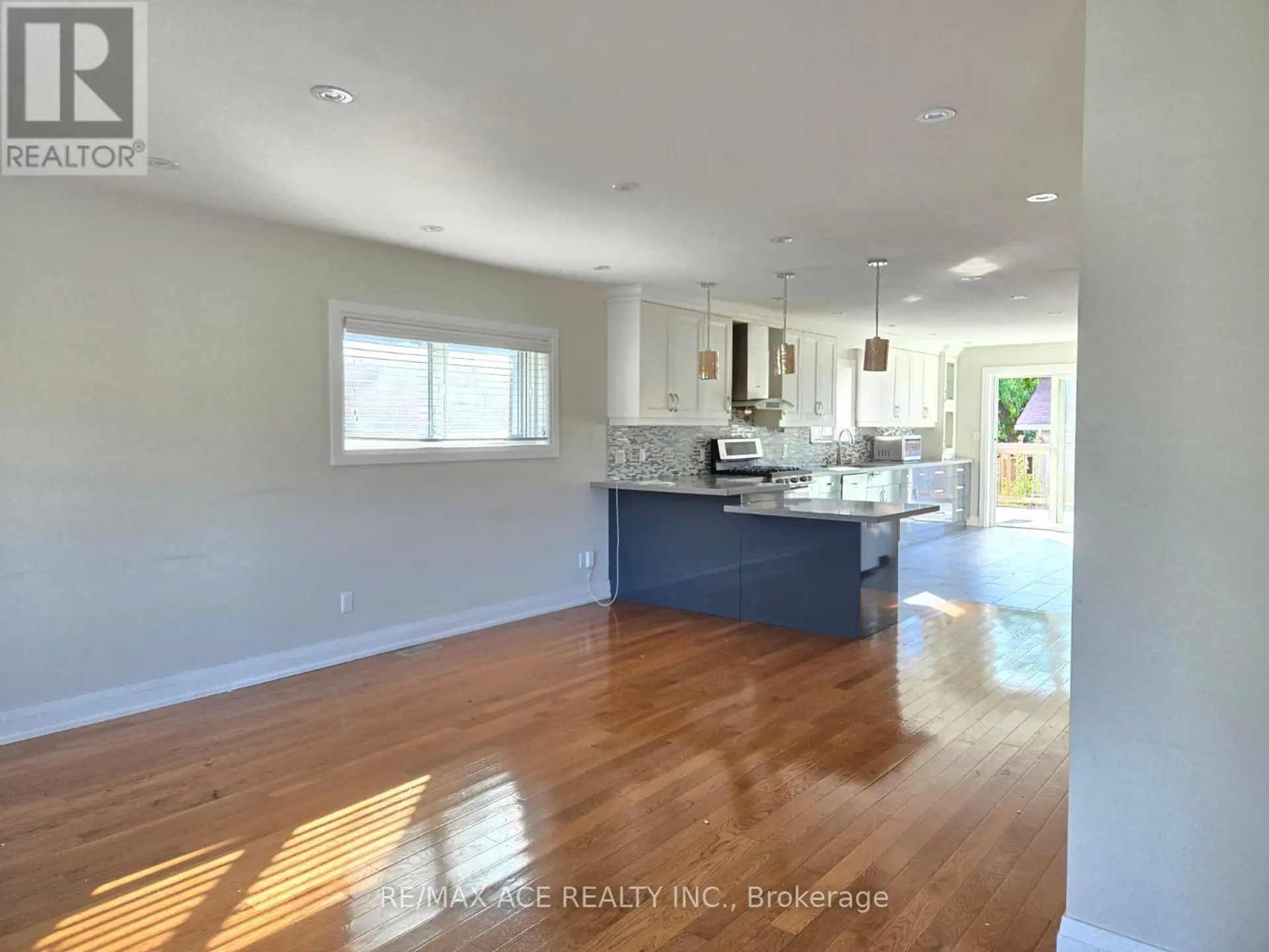 66 PORTSDOWN ROAD - Image 2