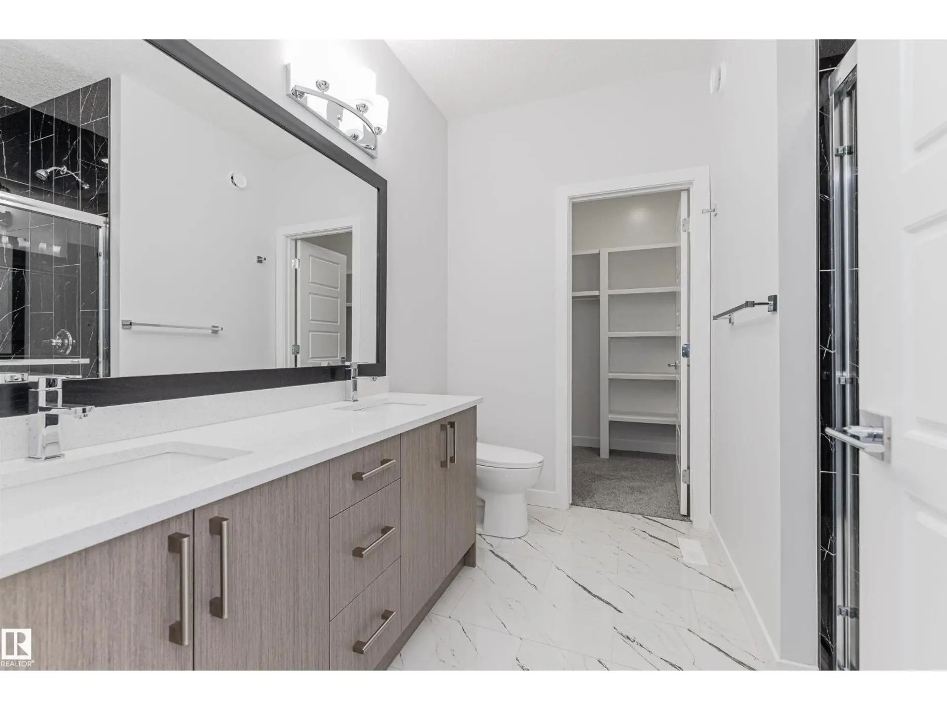 [private address] - Image 6