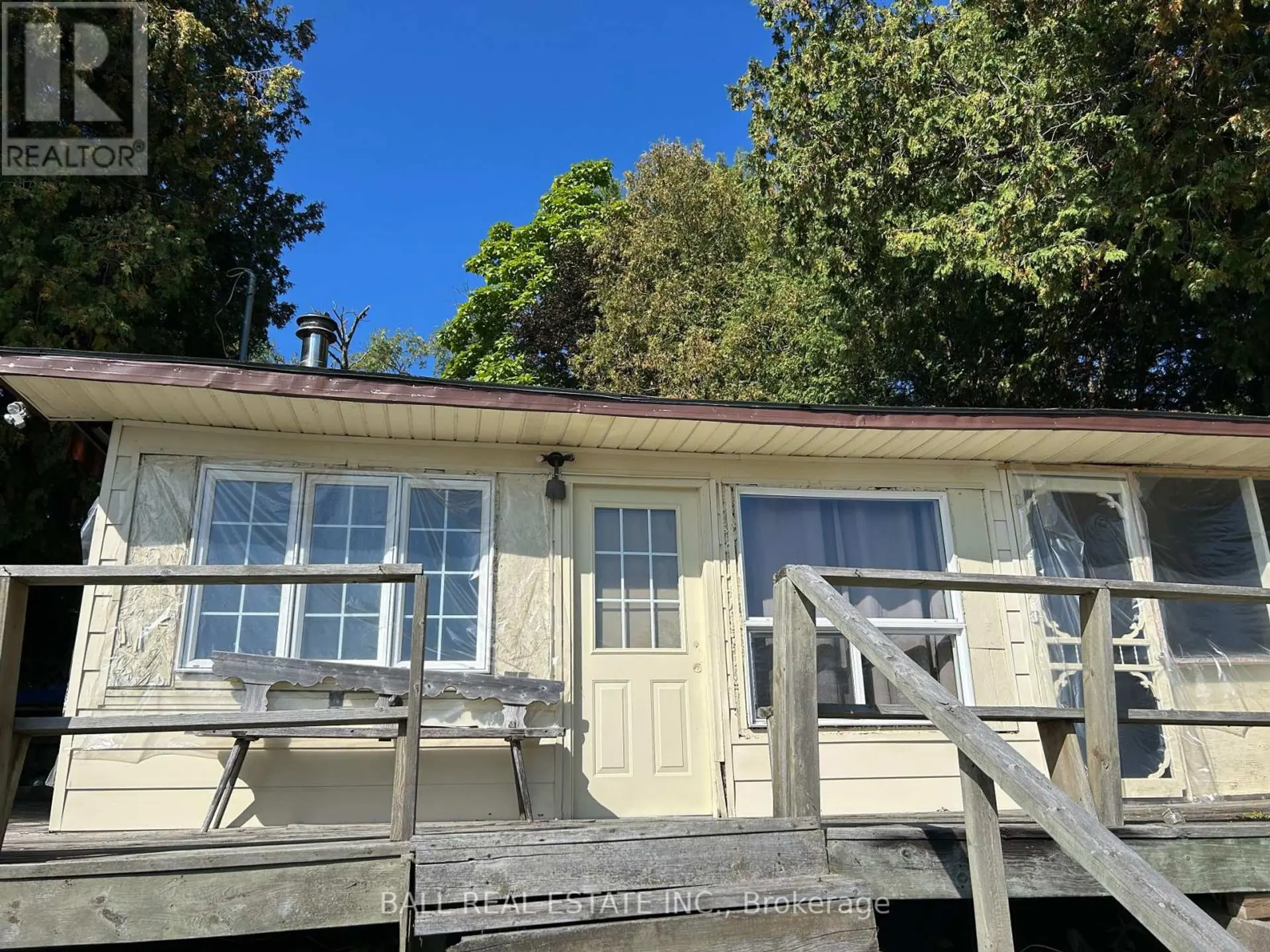 2095 WILSON LANE - Image 1