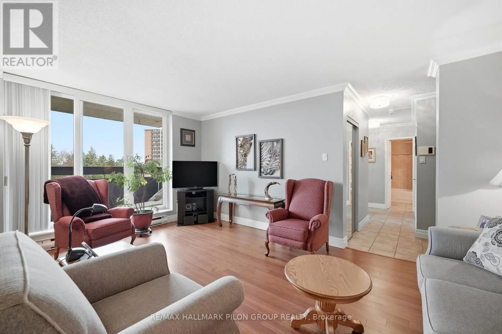 #508 2000 JASMINE CRESCENT - Image 4