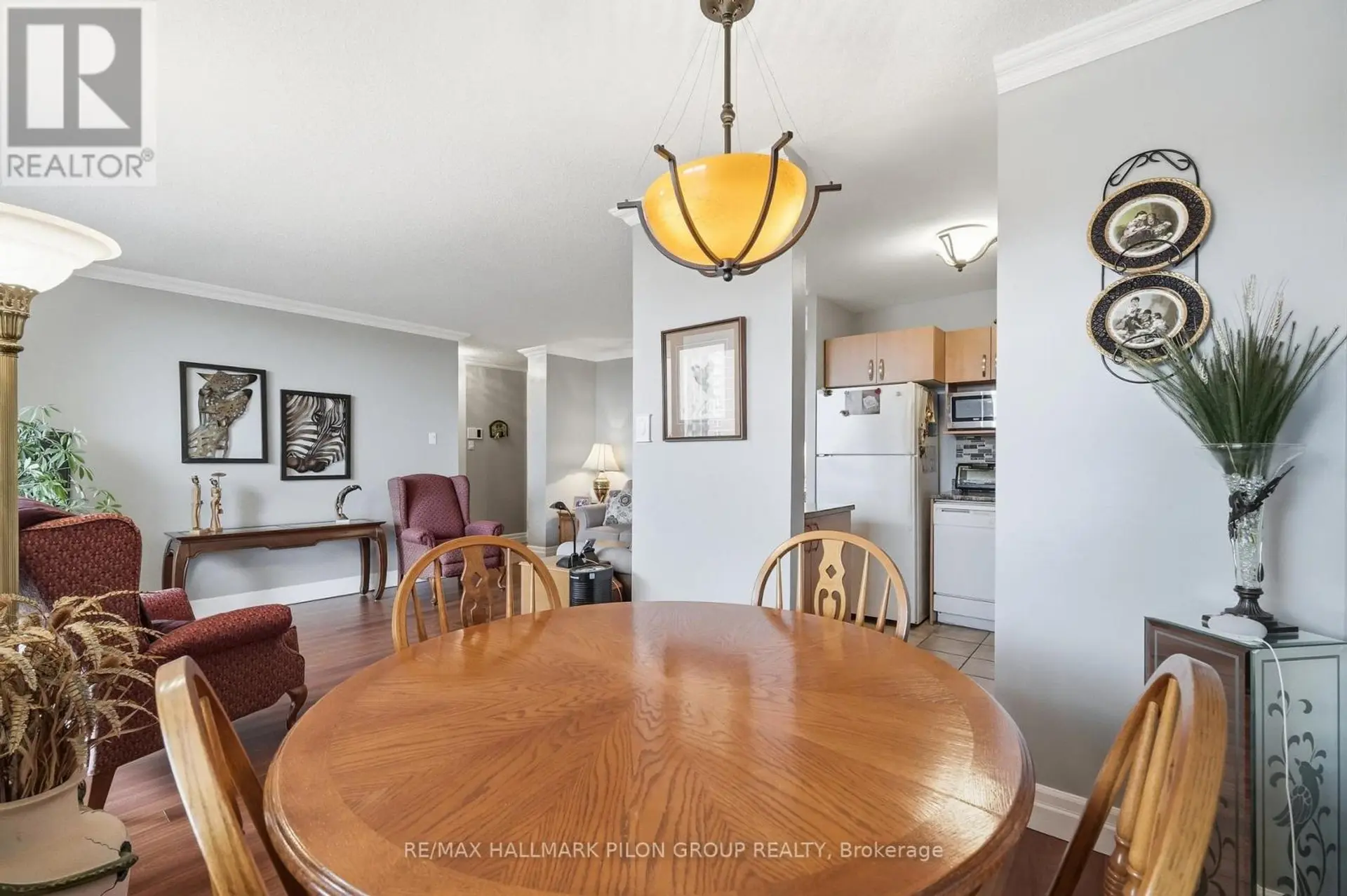 #508 2000 JASMINE CRESCENT - Image 6