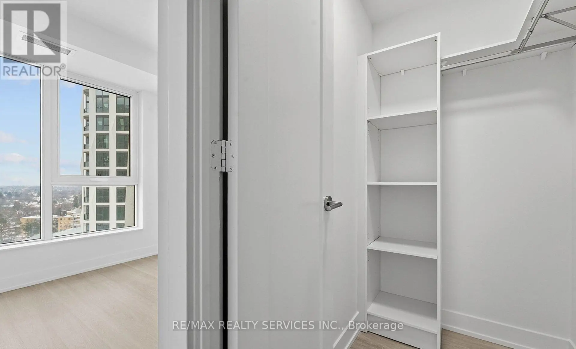 #1405 60 CENTRAL PARK ROAD WAY - Image 7