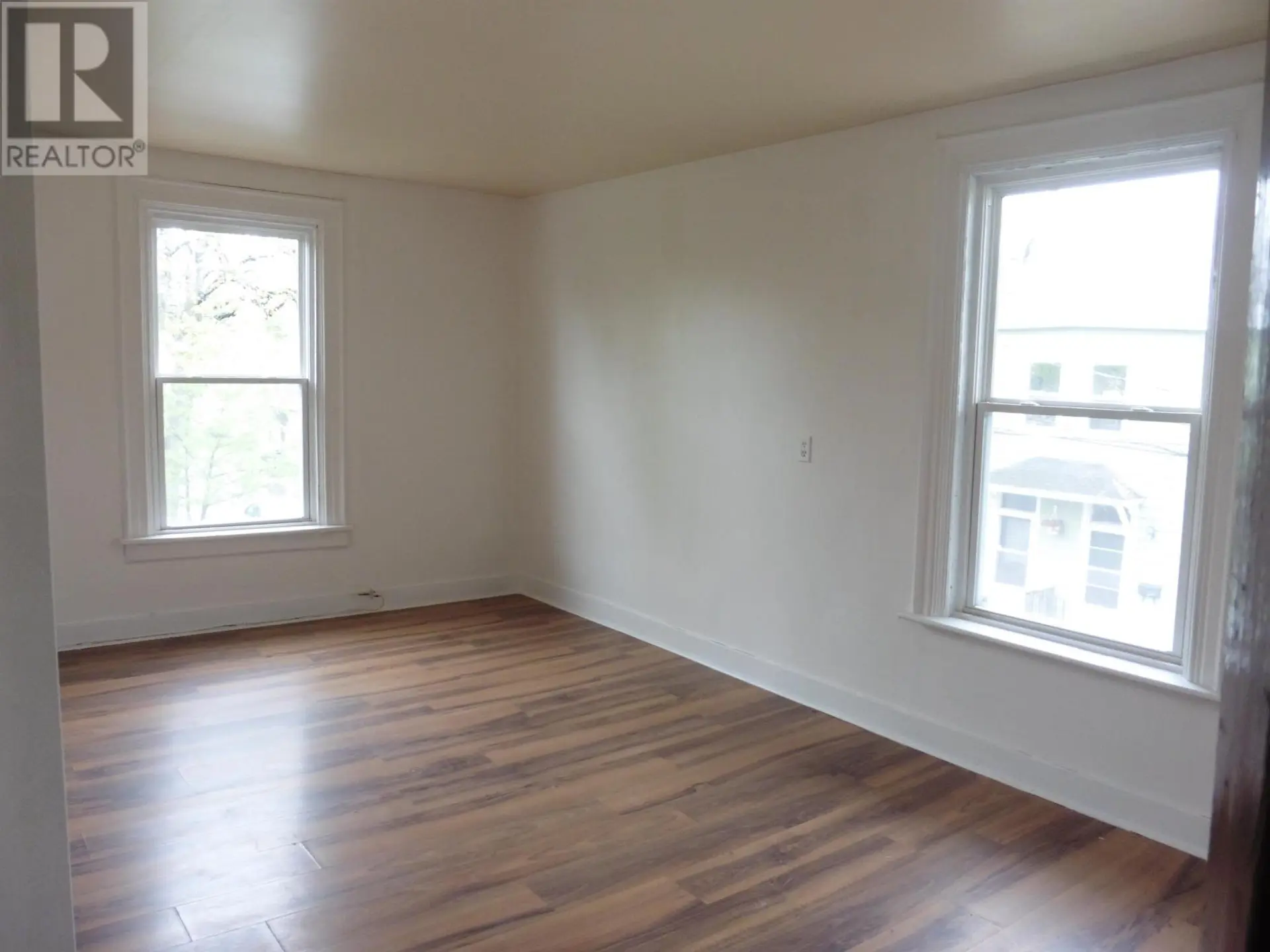 36-38 Upper Hillsborough Street - Image 13