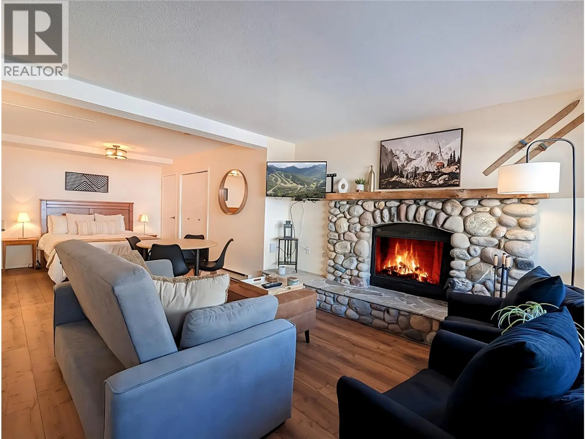 Property at #806 2030 Panorama Drive, Panorama Mountain, BC