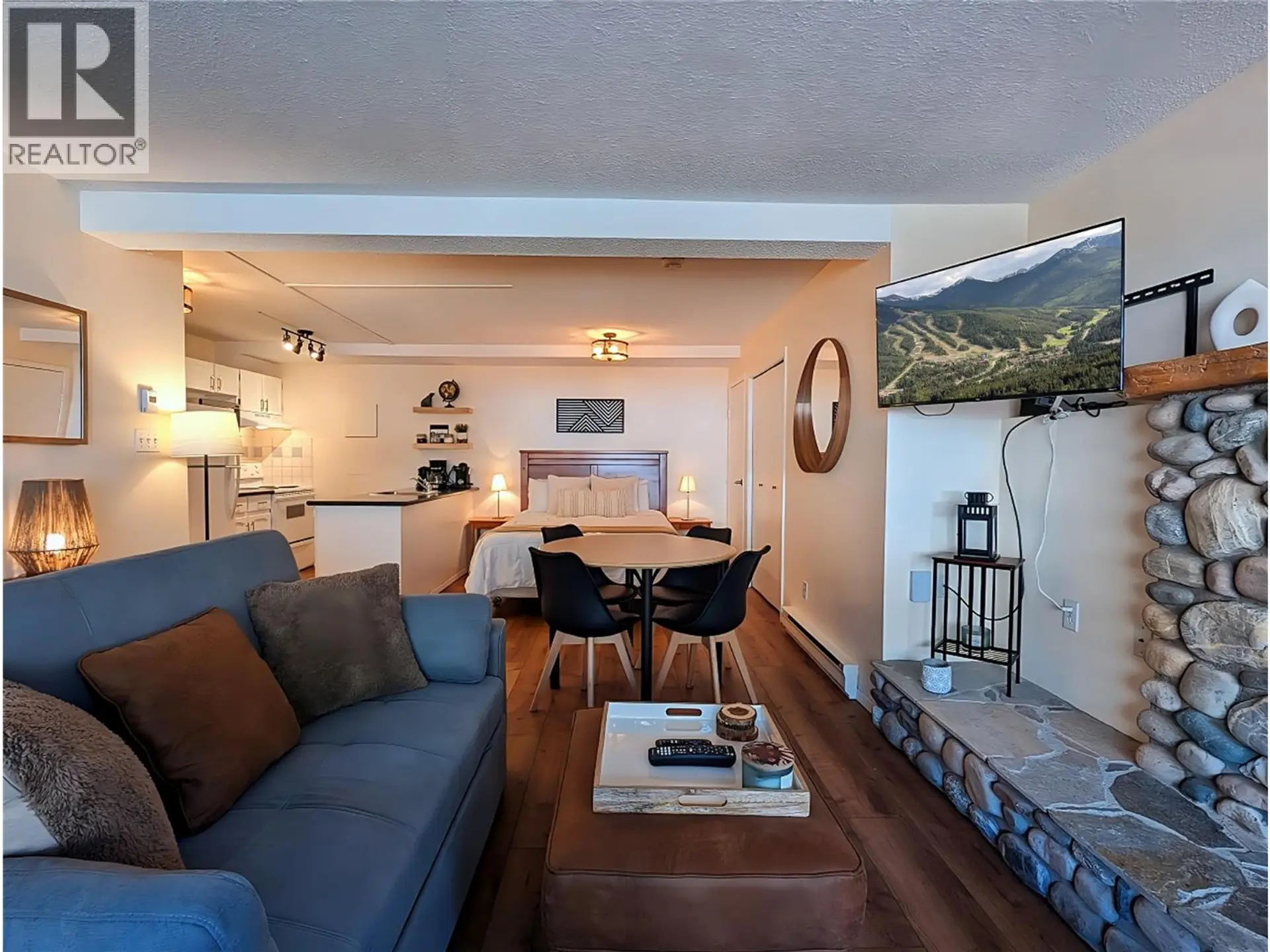 Property at #806 2030 Panorama Drive, Panorama Mountain, BC