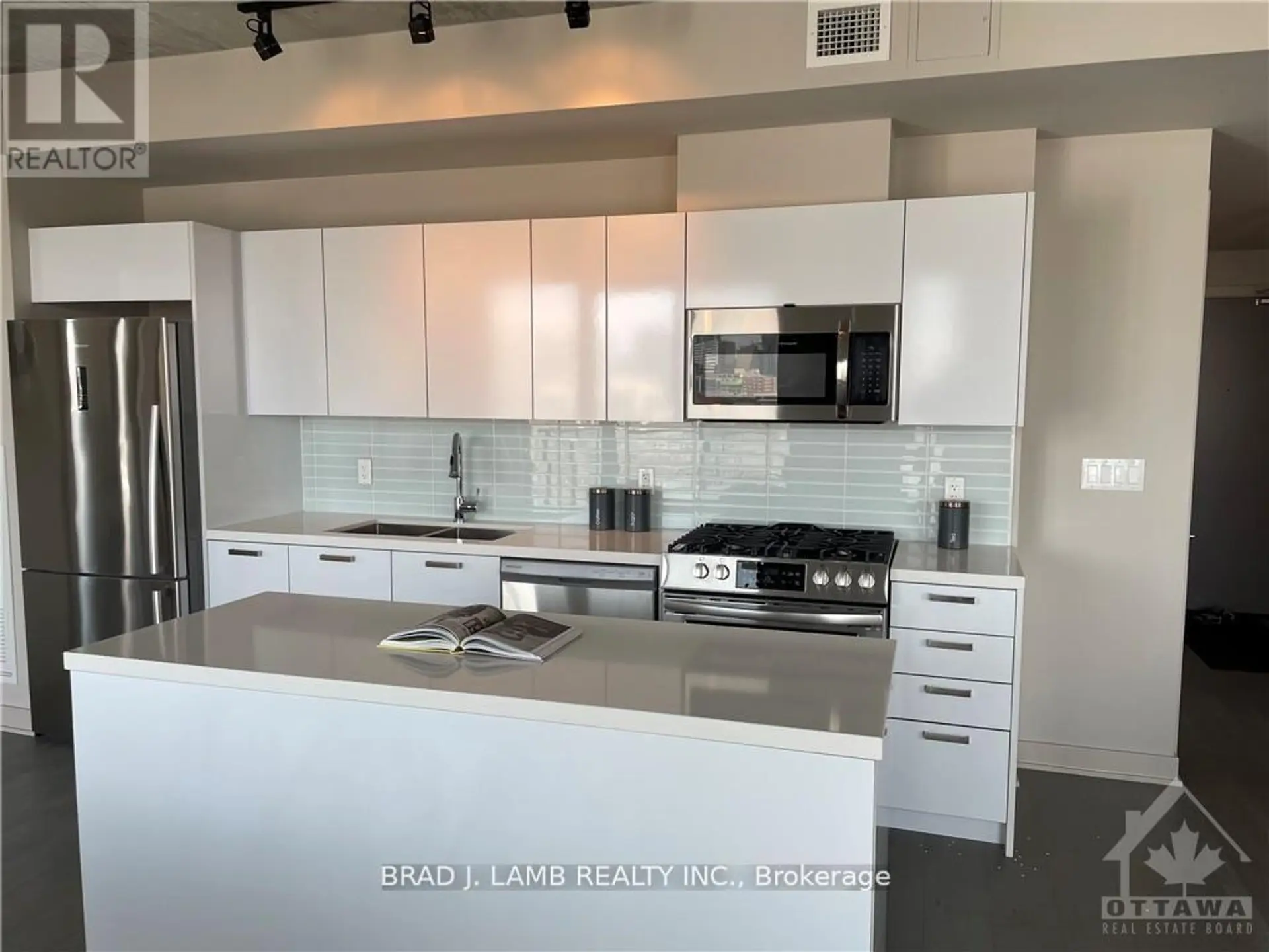 #214 203 CATHERINE STREET - Image 5