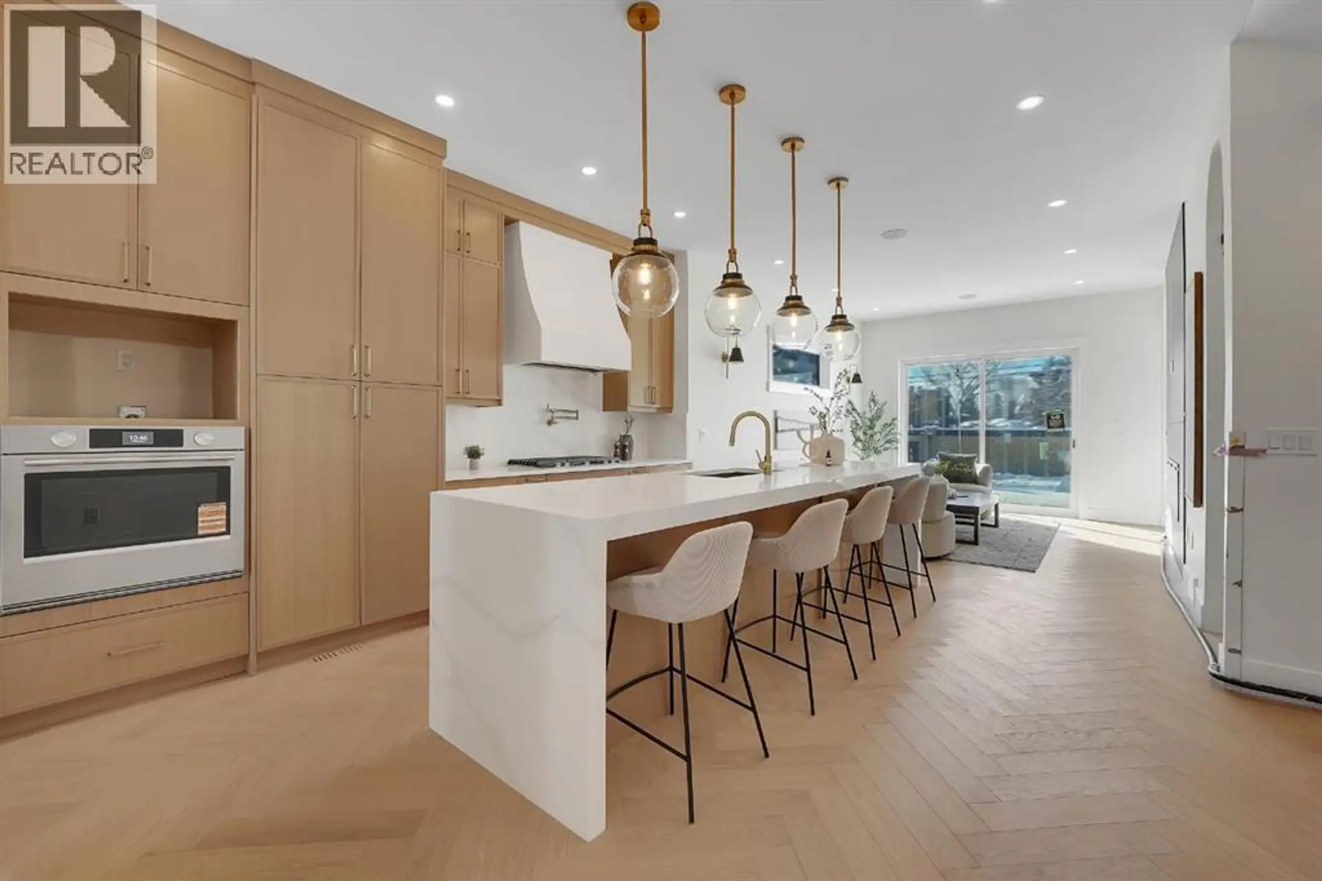 2823 30 Street SW - Image 4