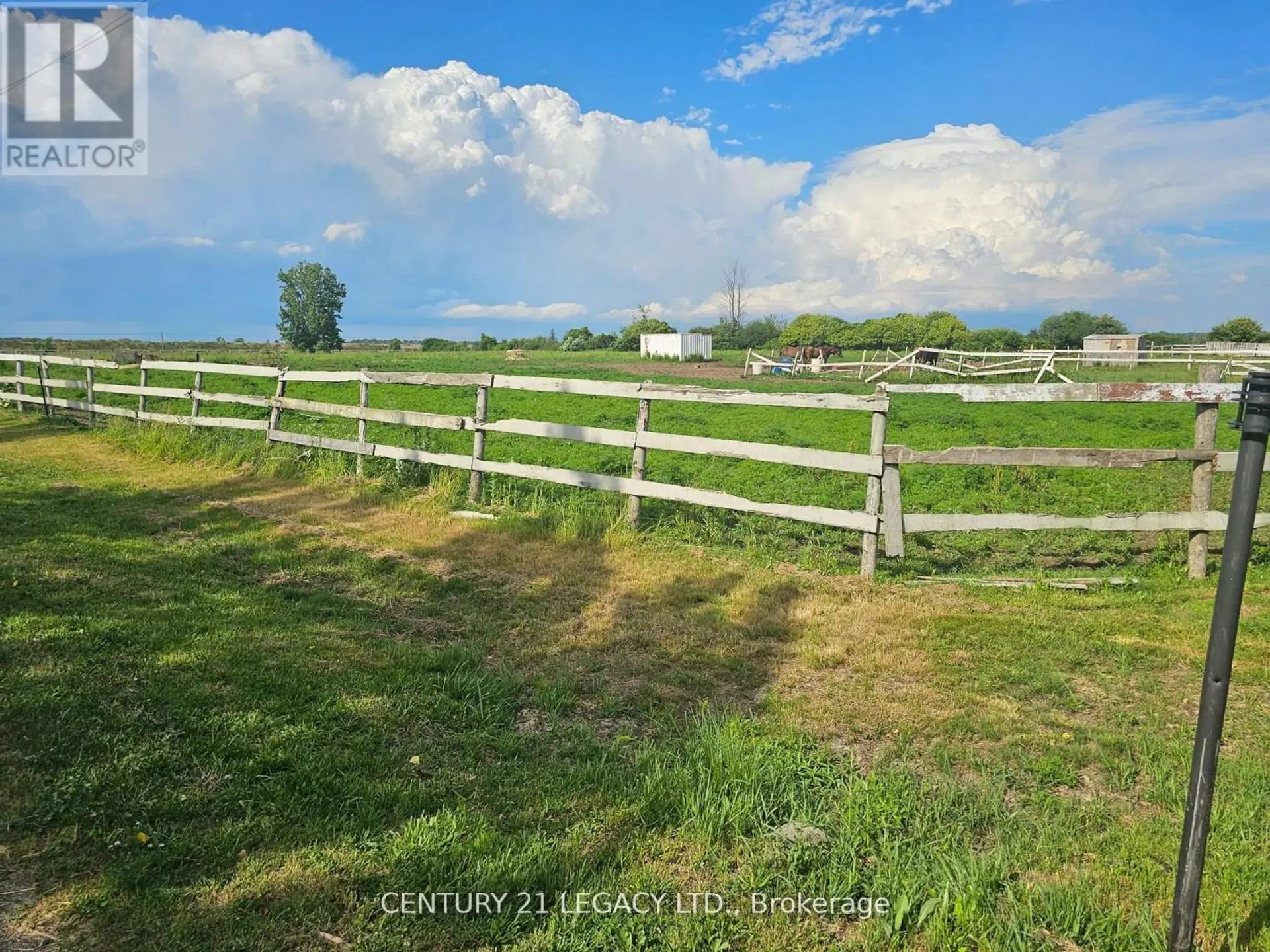 2569 BERTIE ROAD - Image 2