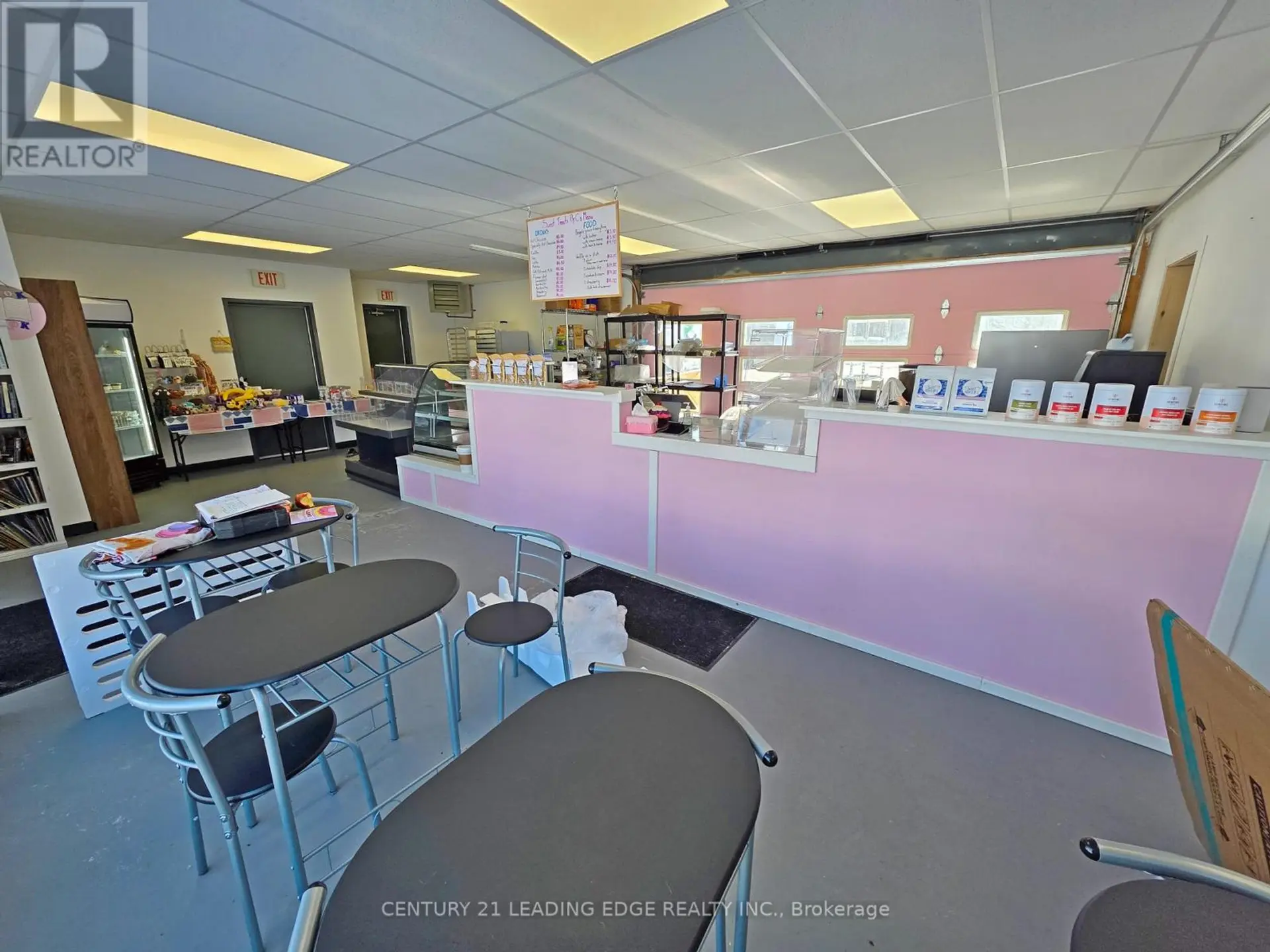 1035 METRO ROAD N - Image 9