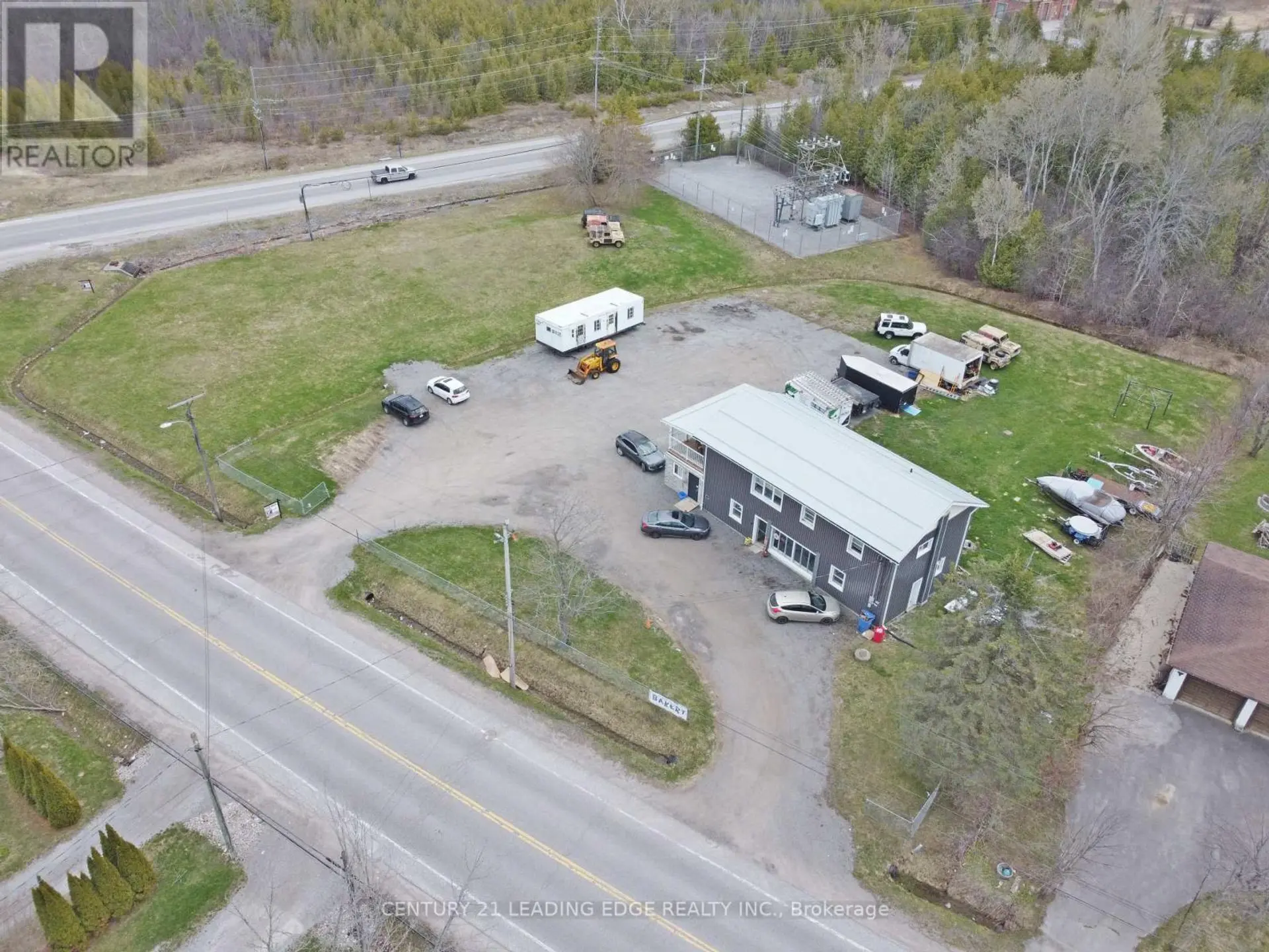 1035 METRO ROAD N - Image 5