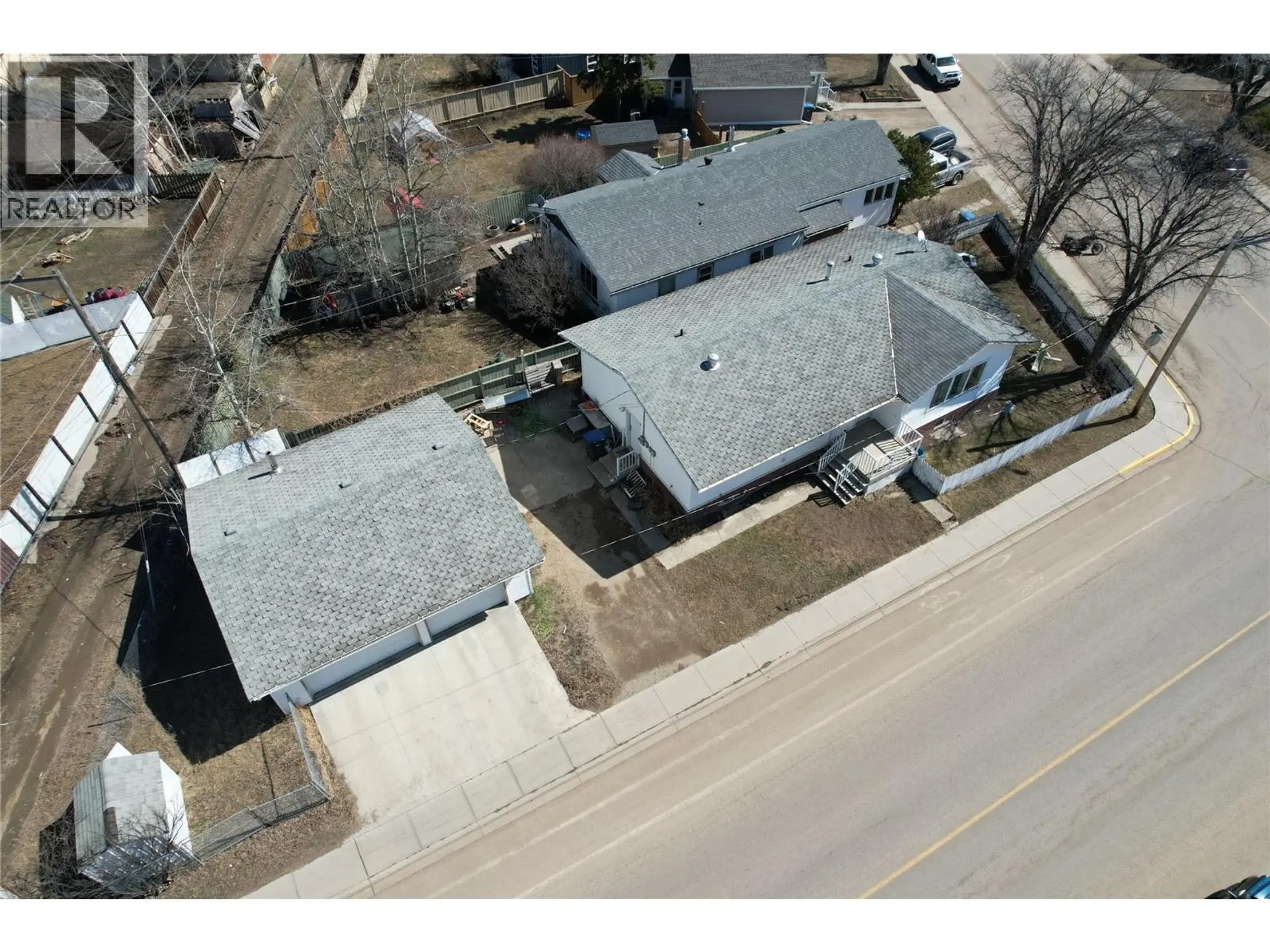 Property at 1232 105 Avenue, Dawson Creek, BC