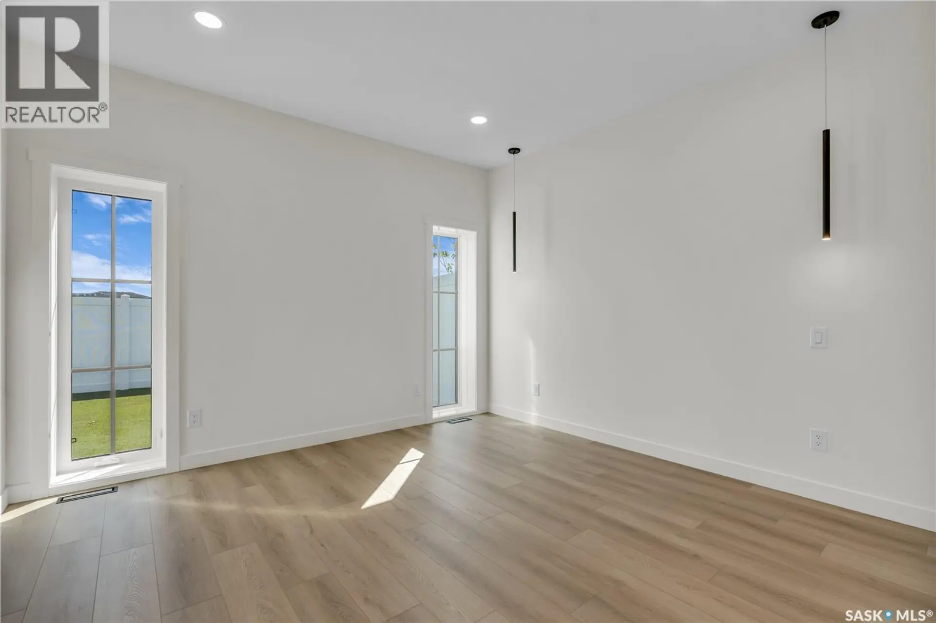 #10 720 Brighton BOULEVARD - Image 7
