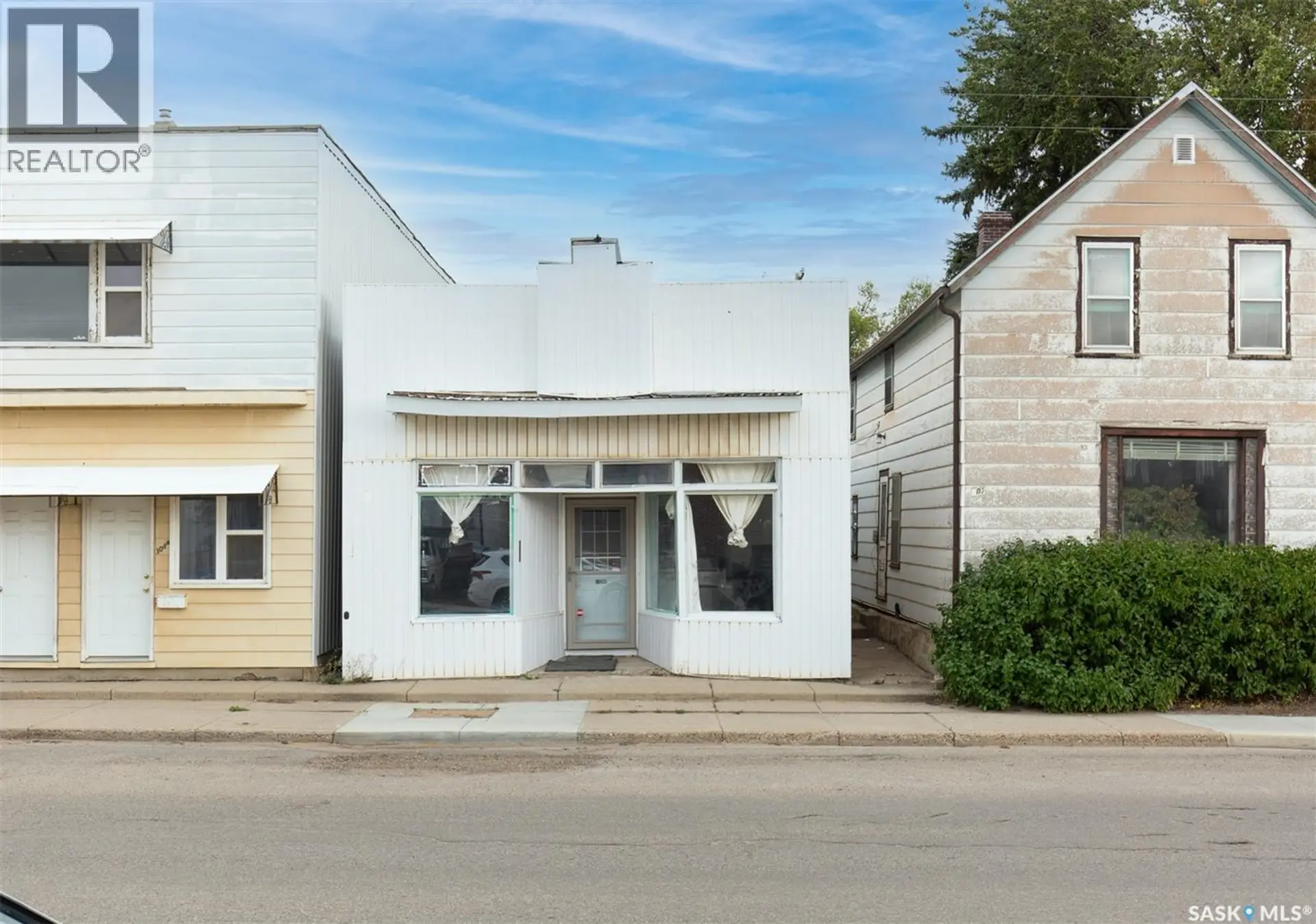 306 Fairford STREET W - Image 1
