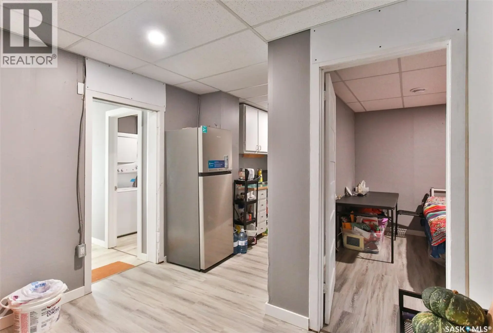 306 Fairford STREET W - Image 9