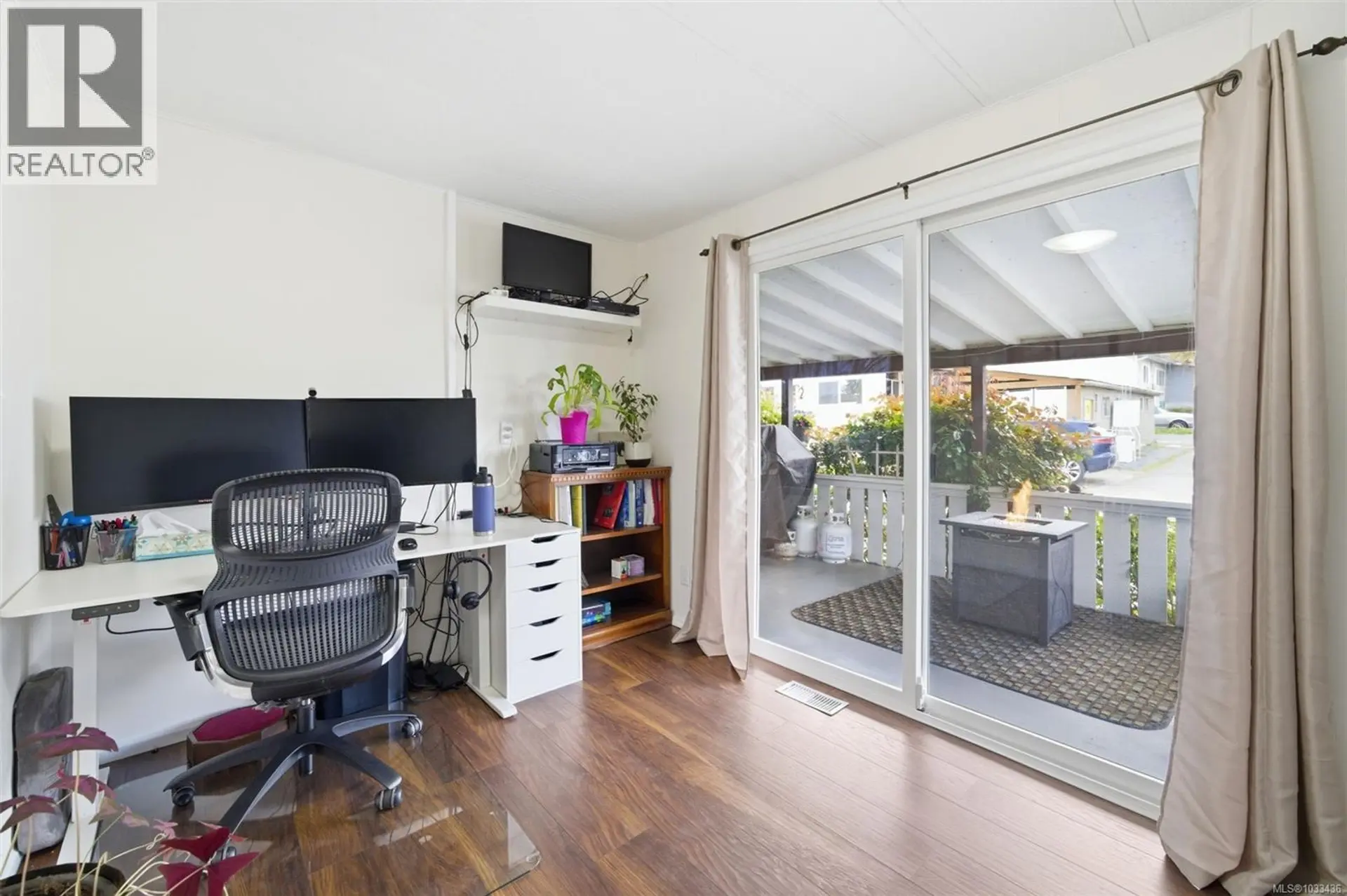 Property at #2 124 Cooper Rd, View Royal, BC