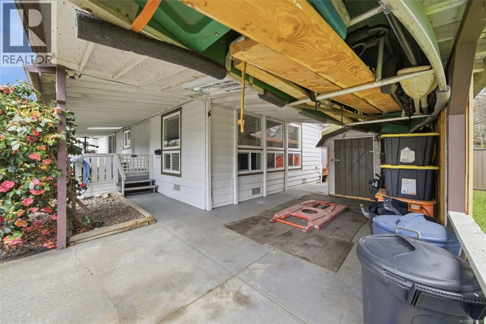 Property at #2 124 Cooper Rd, View Royal, BC