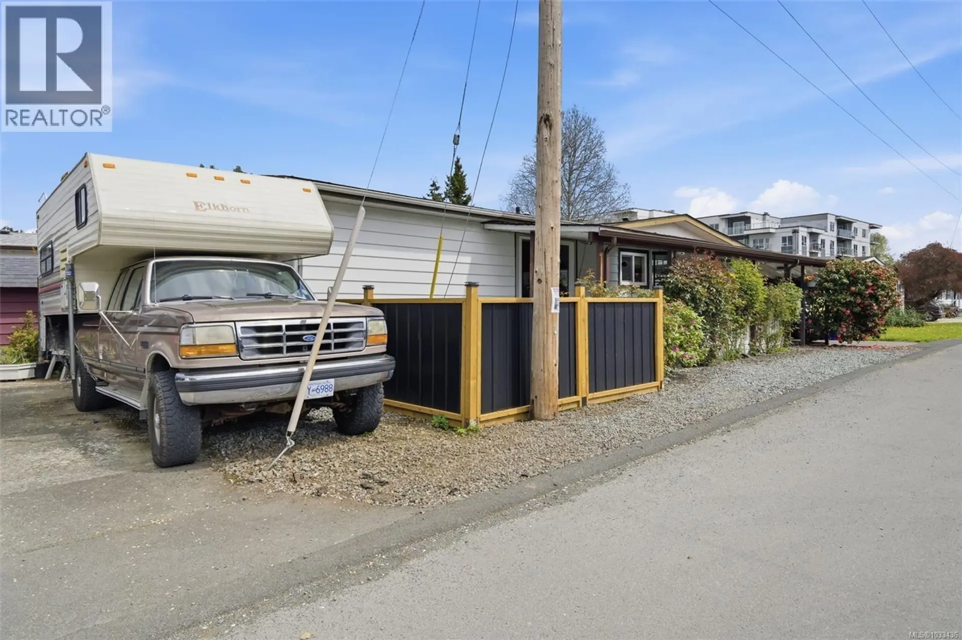 Property at #2 124 Cooper Rd, View Royal, BC