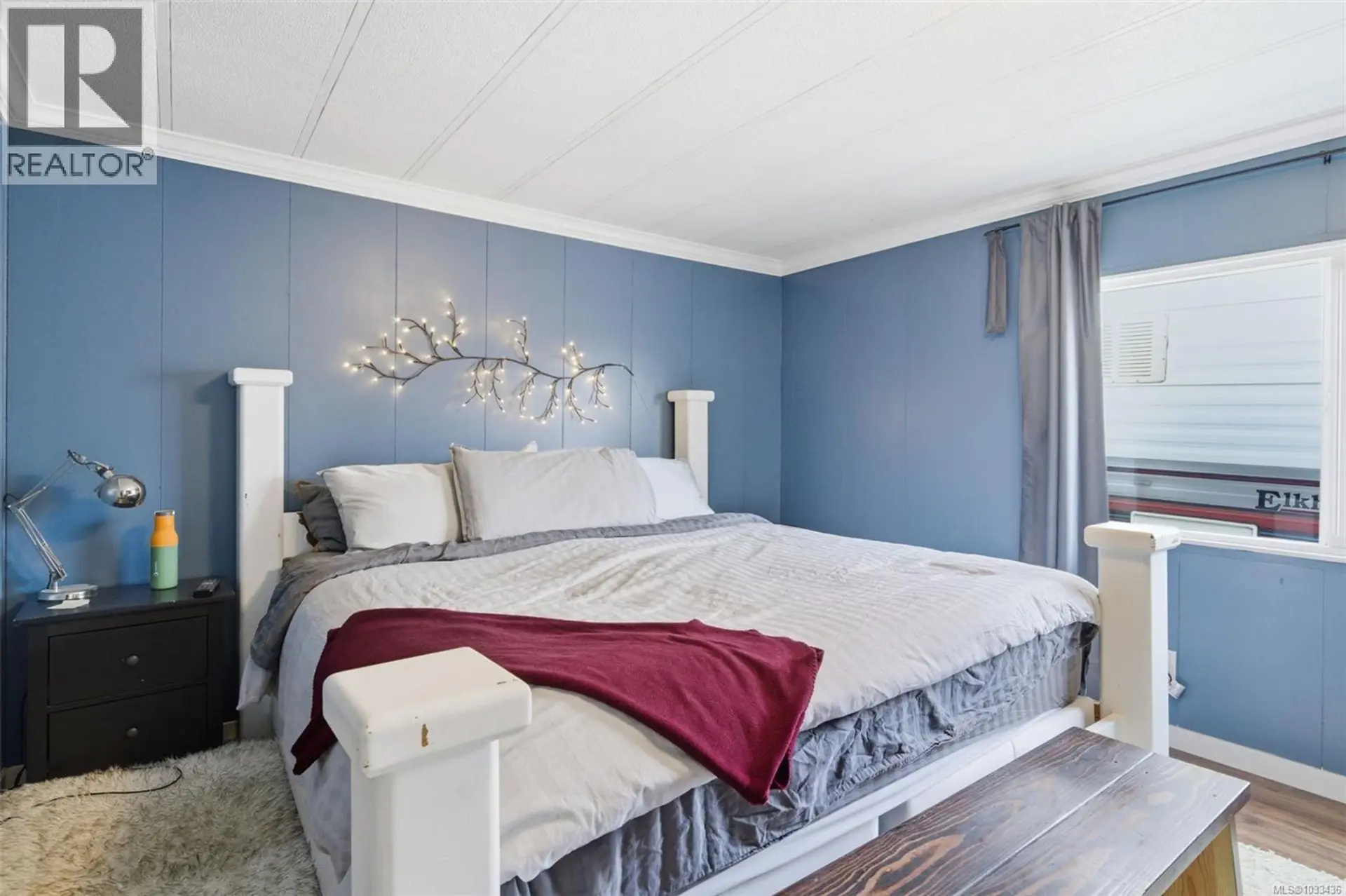 Property at #2 124 Cooper Rd, View Royal, BC