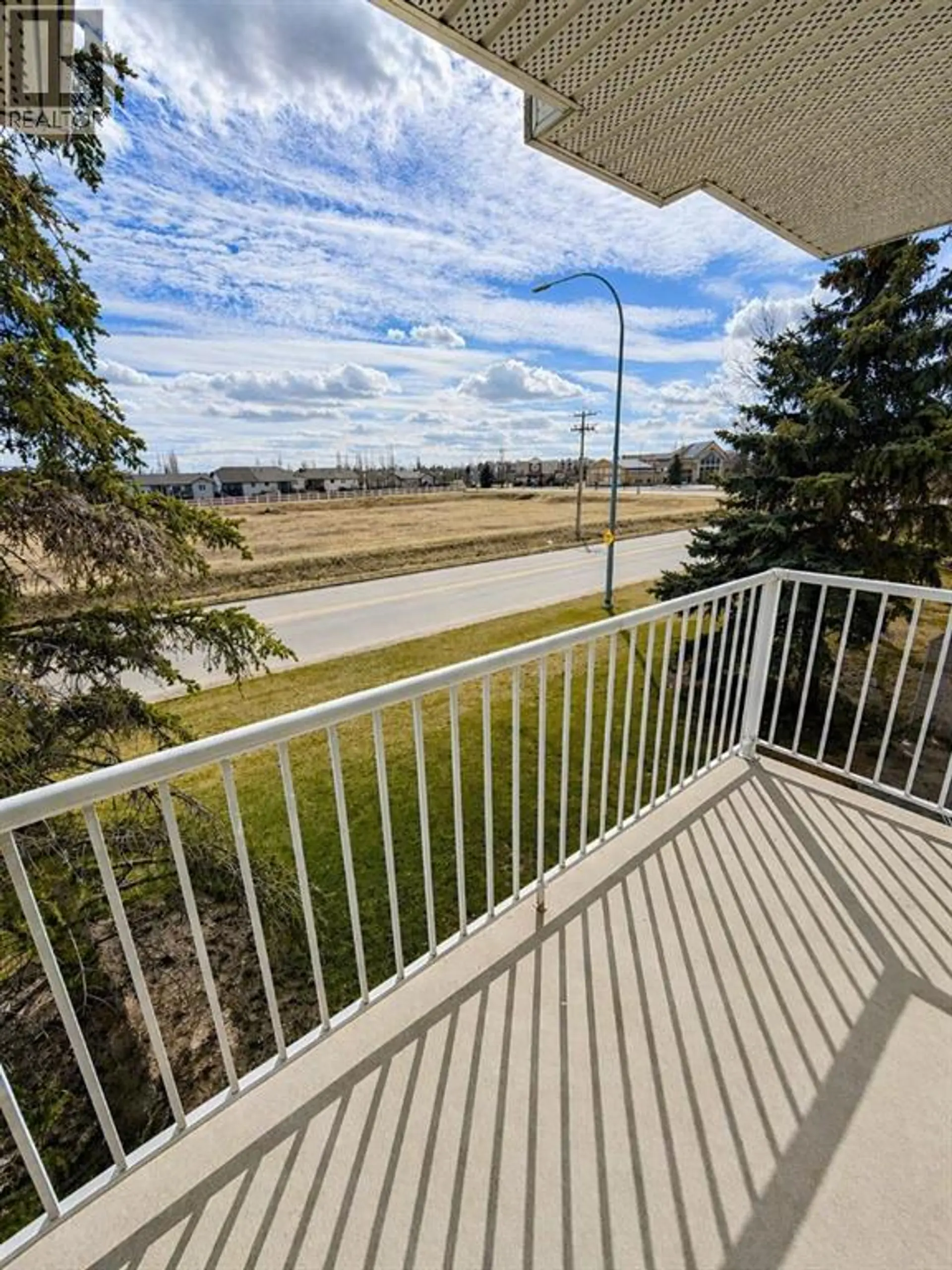#323 103 STRATHAVEN Drive E - Image 17