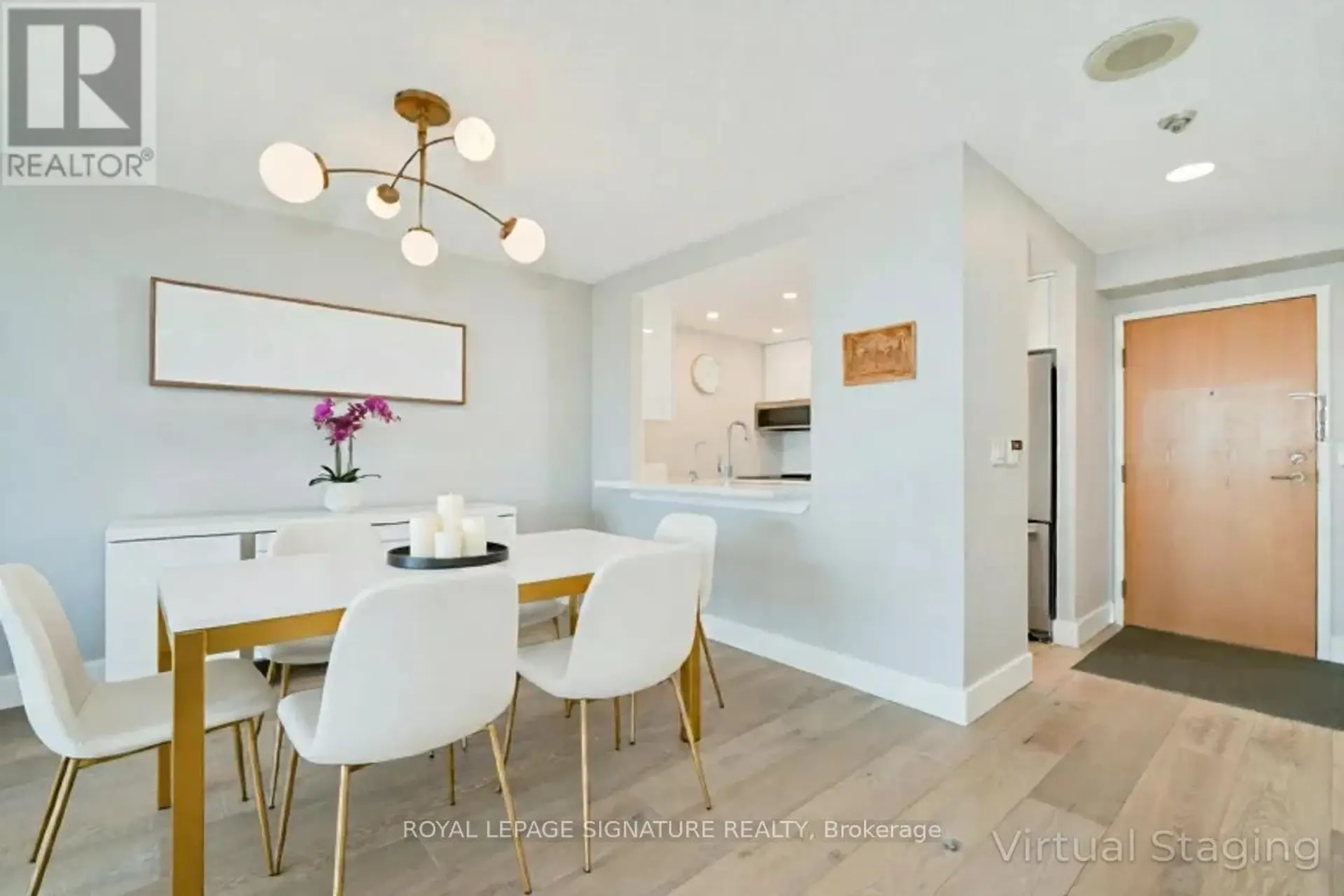 #2812 7 CONCORDE PLACE - Image 3