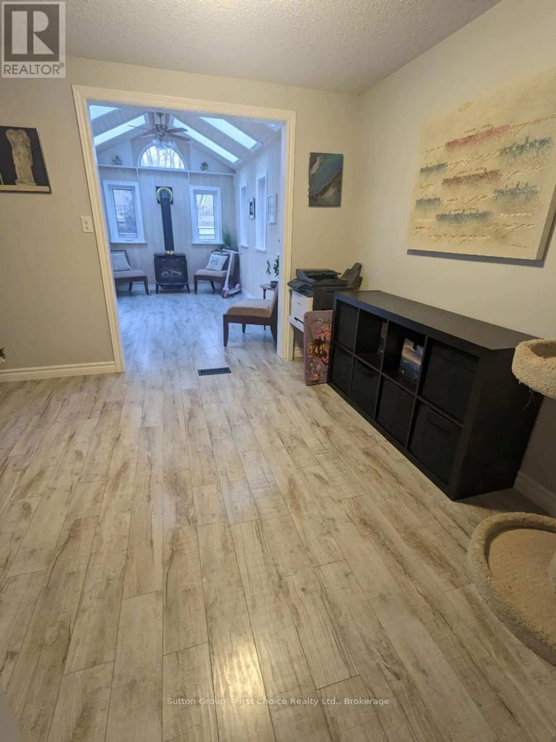 18 MODERWELL STREET - Image 14