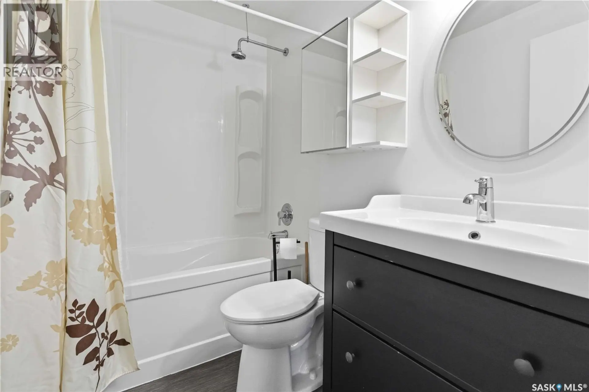 #301 415 3rd AVENUE N - Image 15