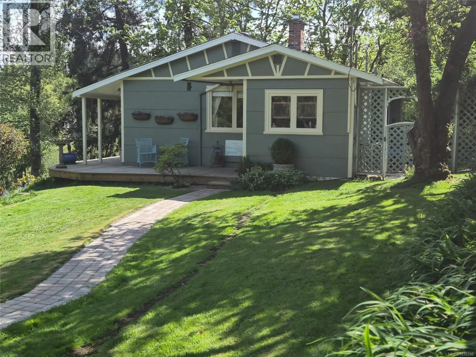 Property at 2942 Sherman Rd, Duncan, BC
