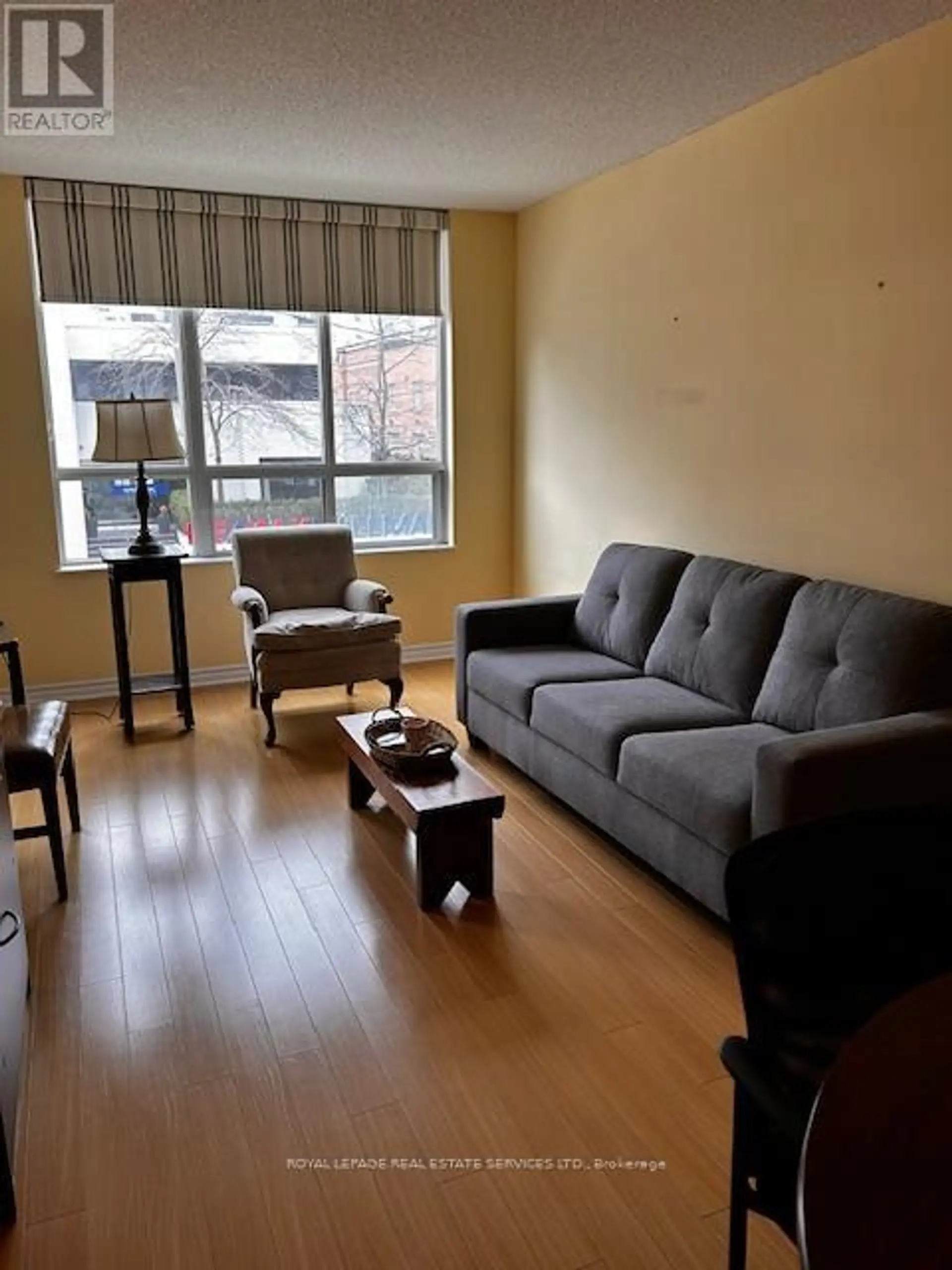 #212 195 MERTON STREET - Image 4