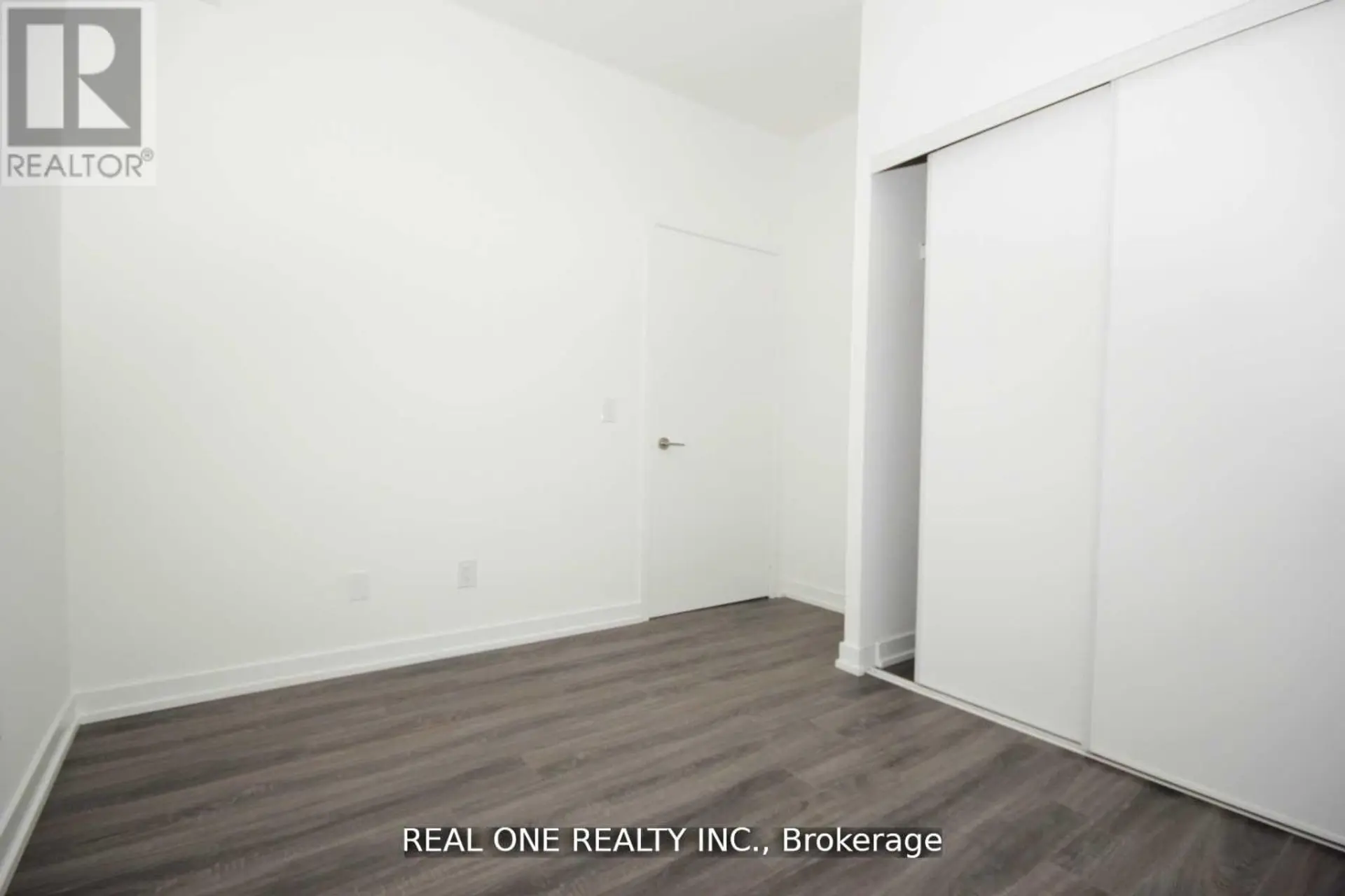 #2803 20 EDWARD STREET - Image 12