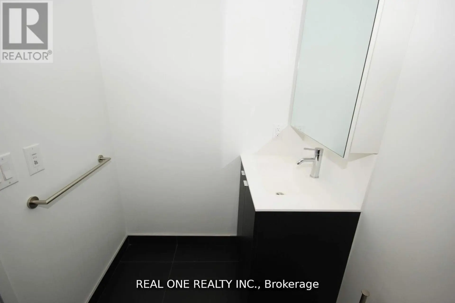 #2803 20 EDWARD STREET - Image 16