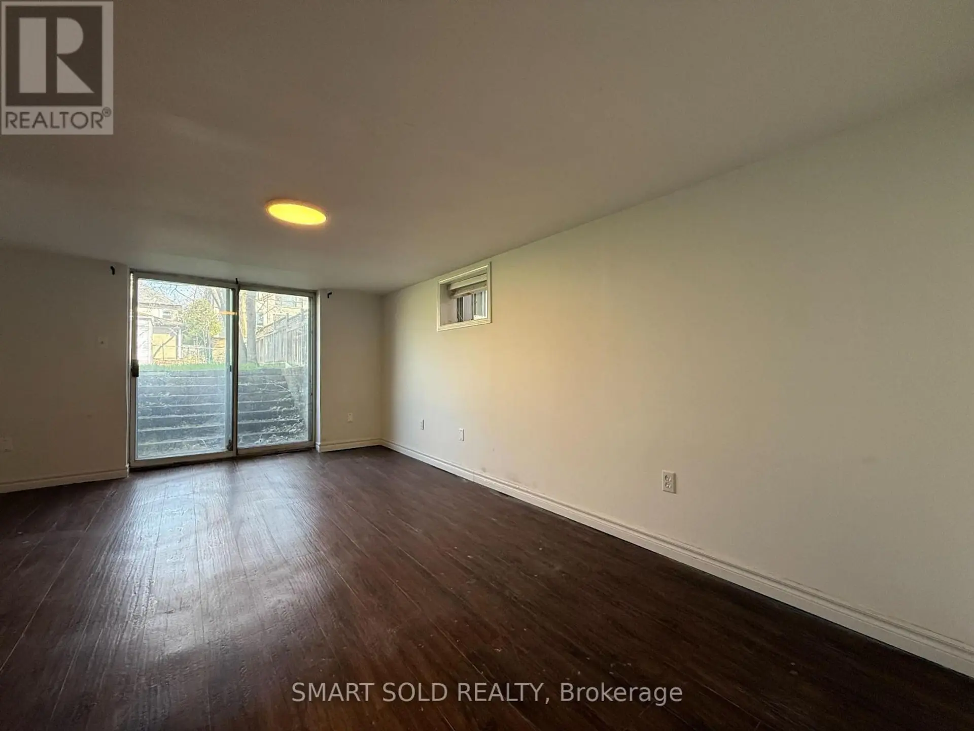 204 CAMERON AVENUE - Image 10