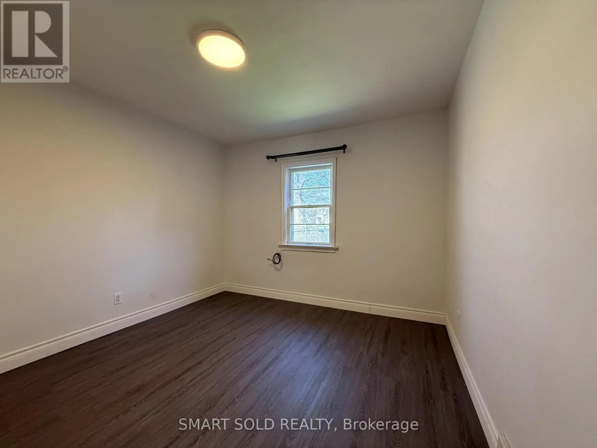 204 CAMERON AVENUE - Image 7