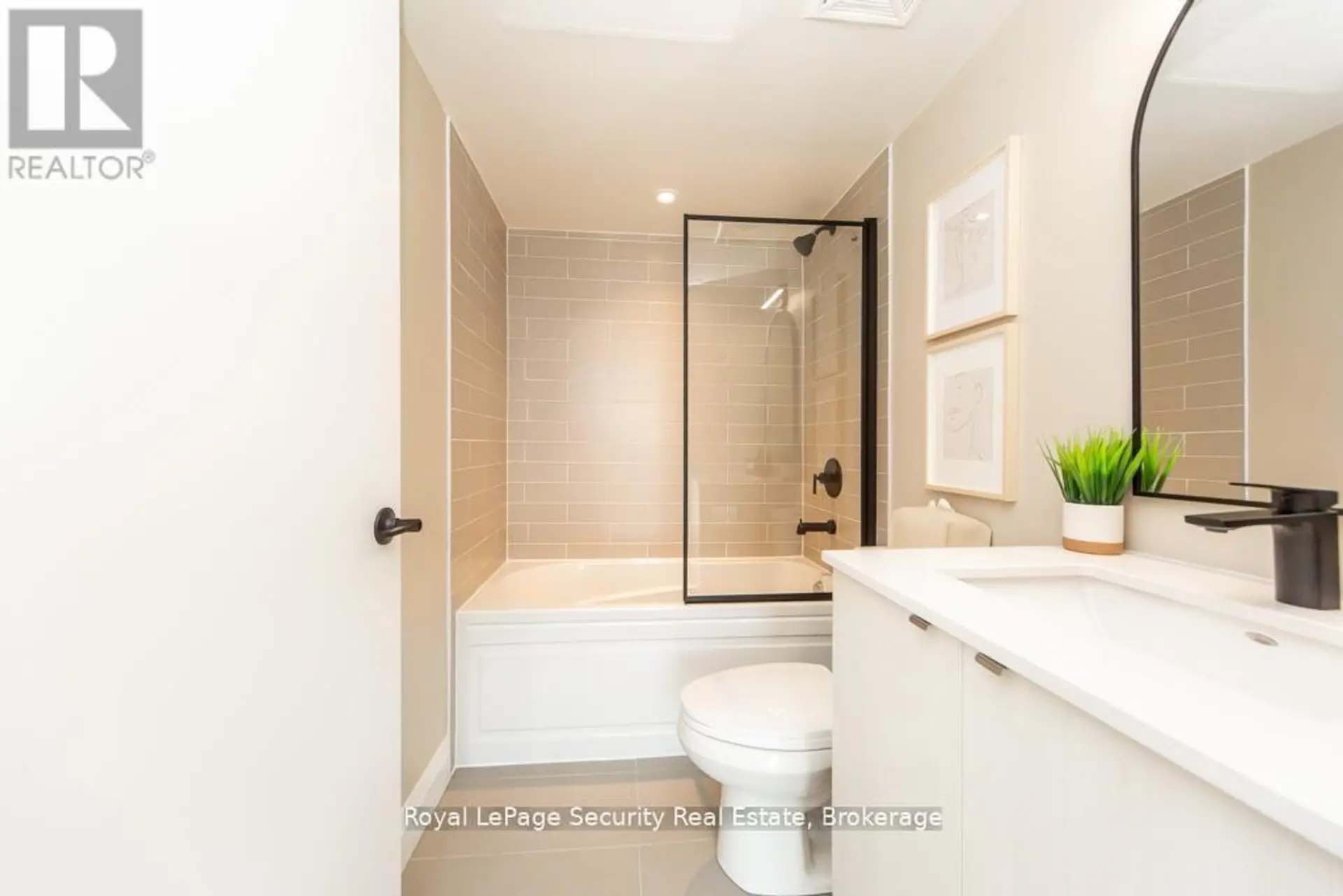 #2009 1461 LAWRENCE AVENUE W - Image 9
