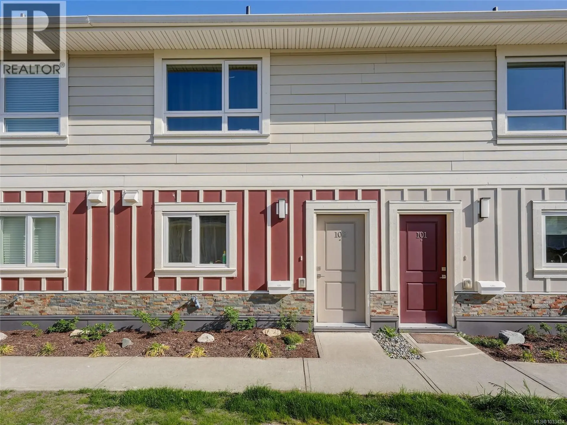 Property at #102 3248 Sherman Rd, Duncan, BC