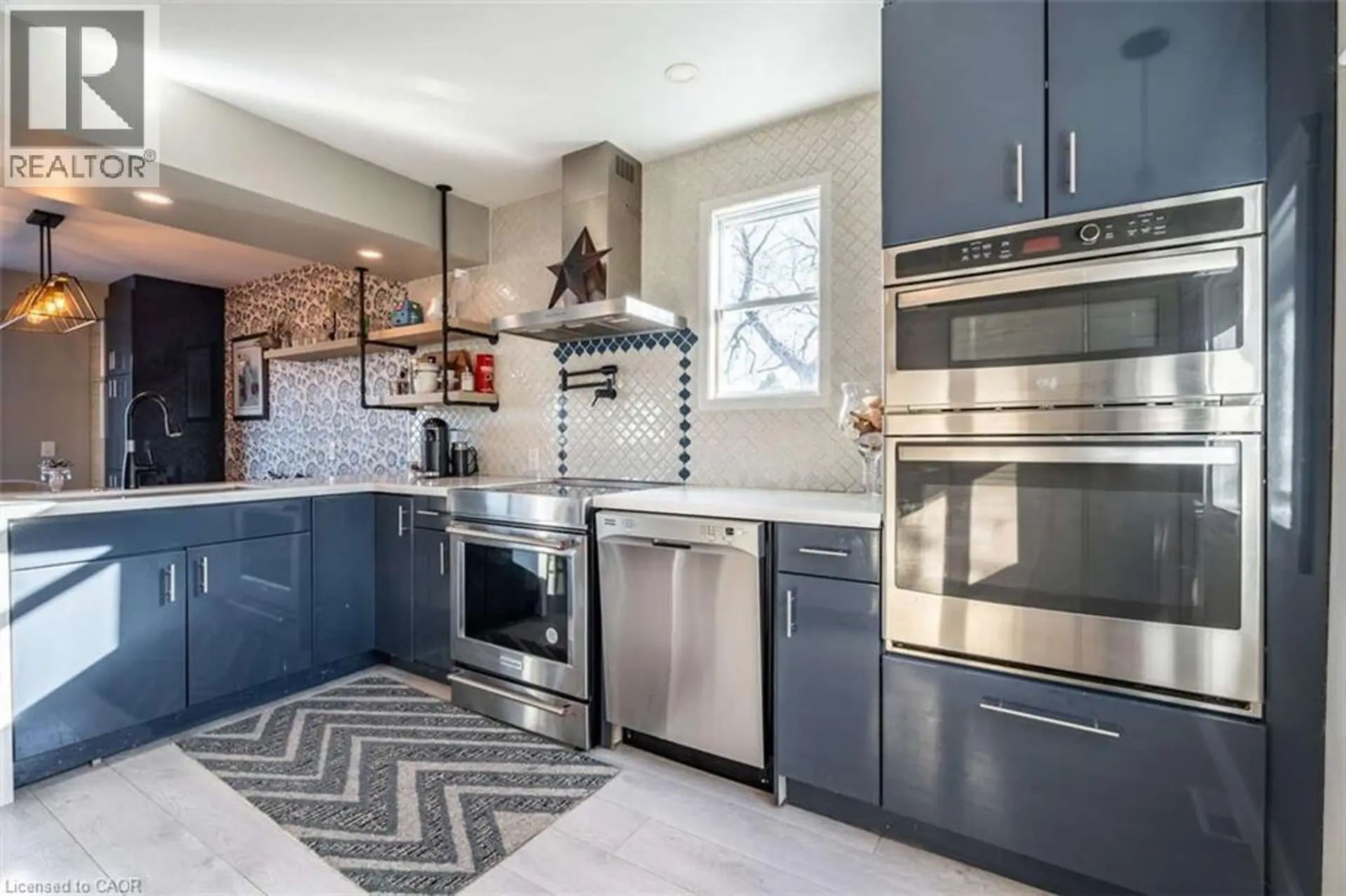 735 BEACH Boulevard - Image 14