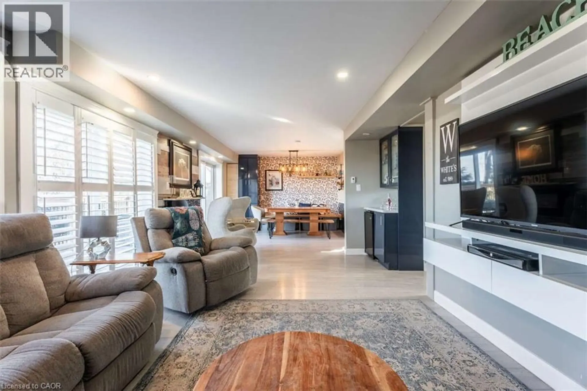 735 BEACH Boulevard - Image 18