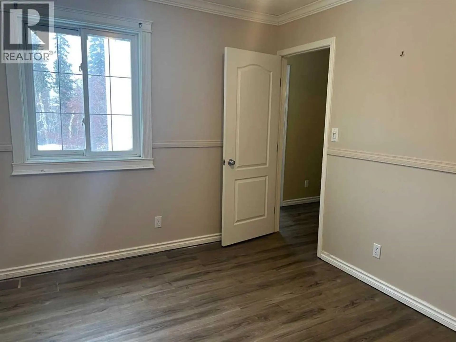 893 Timberline - Image 10