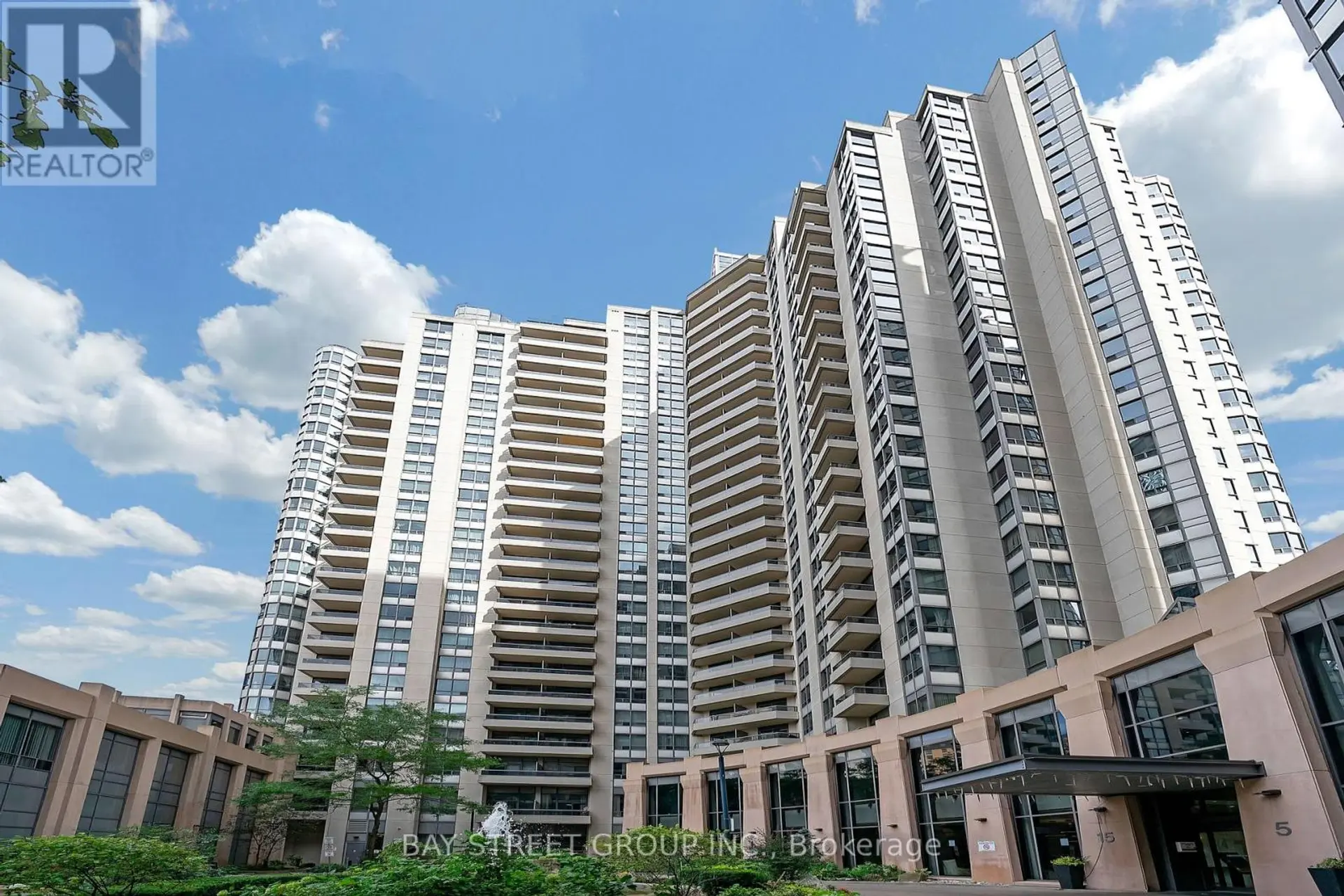 #2321 15 NORTHTOWN WAY - Image 1