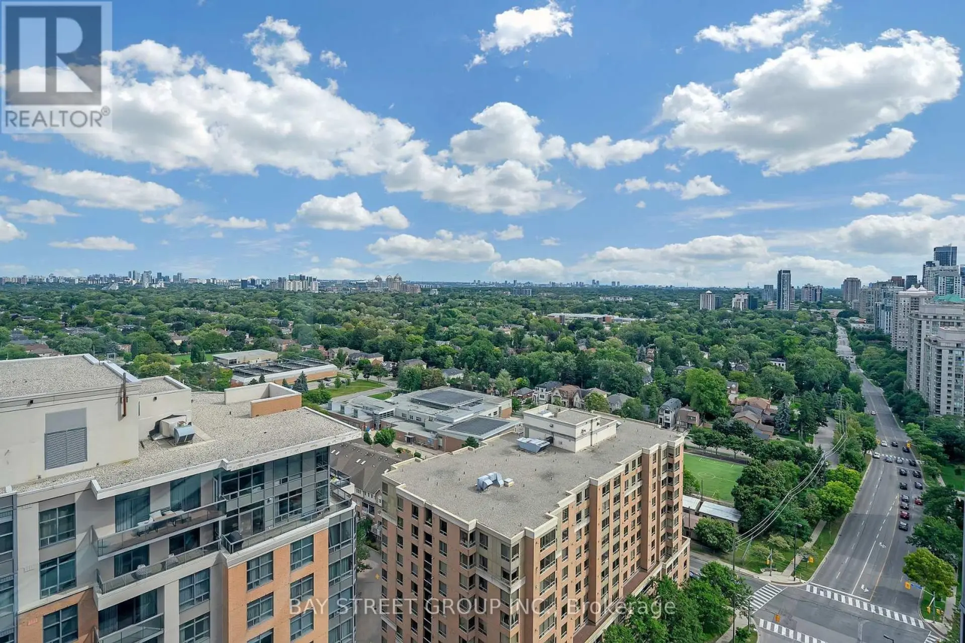 #2321 15 NORTHTOWN WAY - Image 3