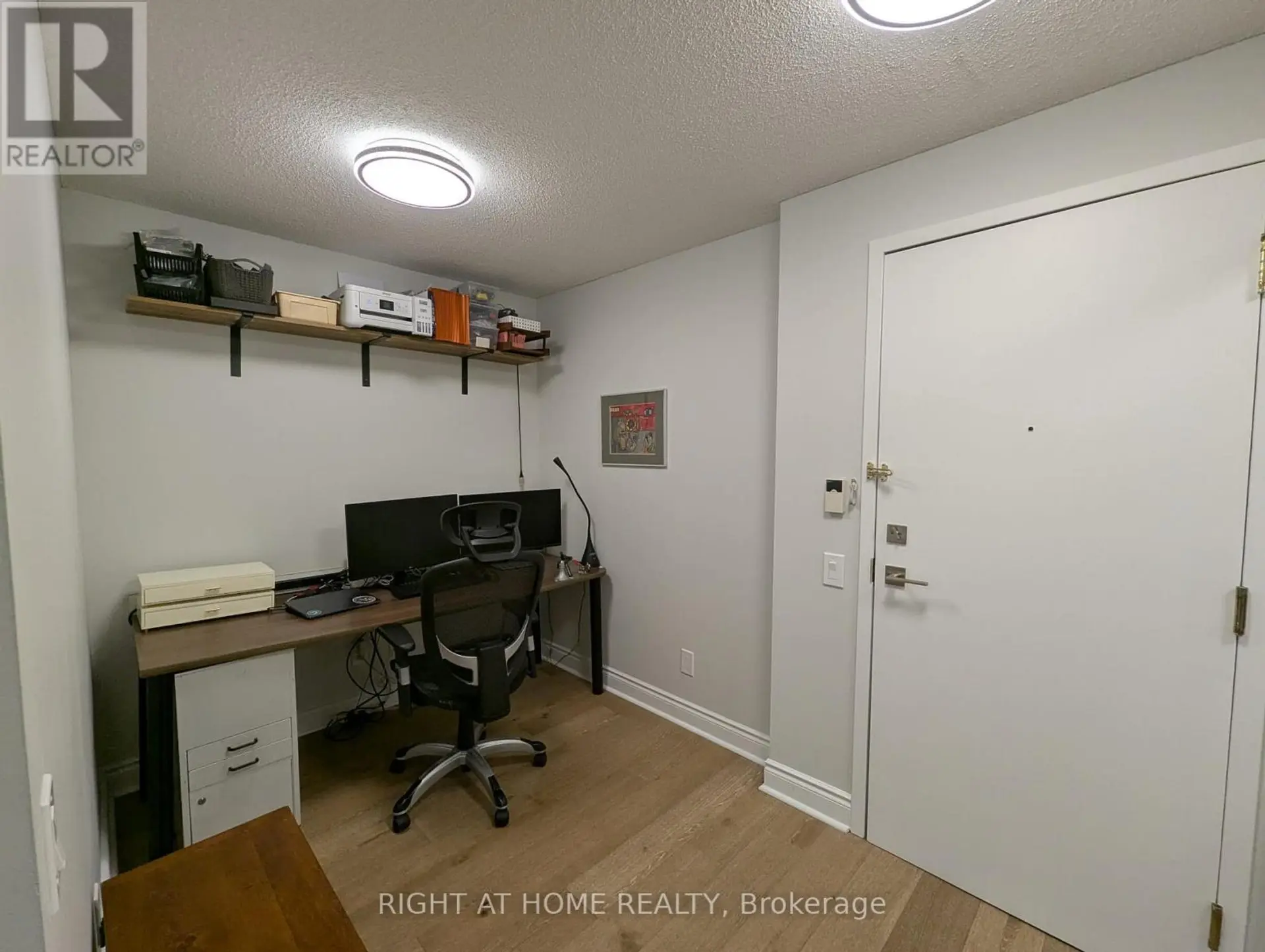#1103 10 NORTHTOWN WAY - Image 15