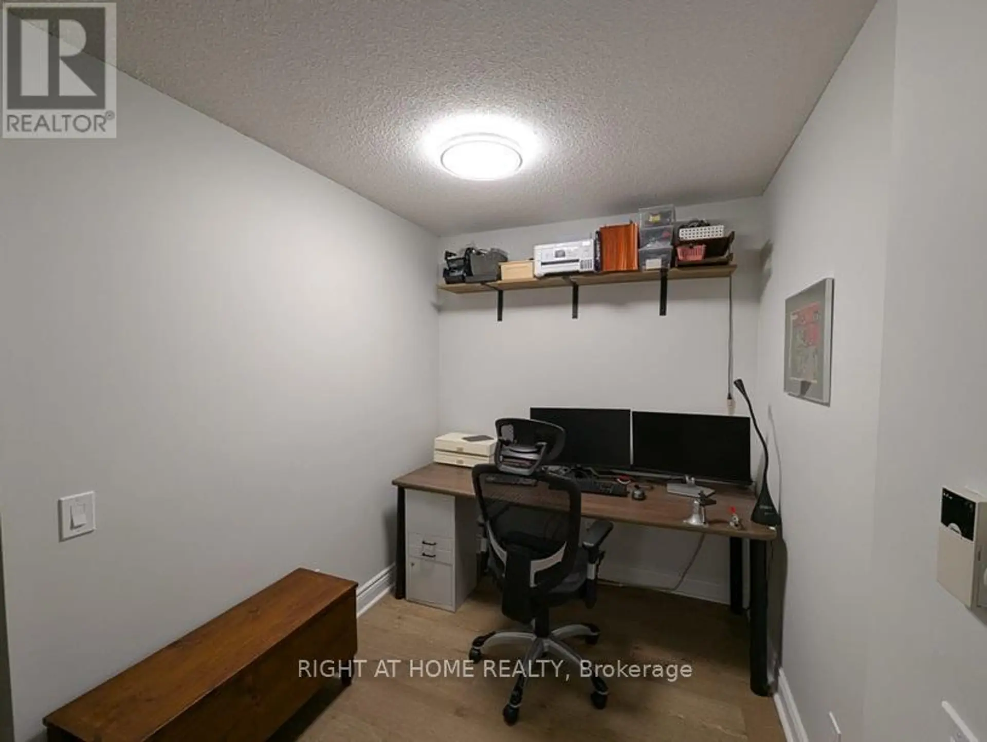 #1103 10 NORTHTOWN WAY - Image 16