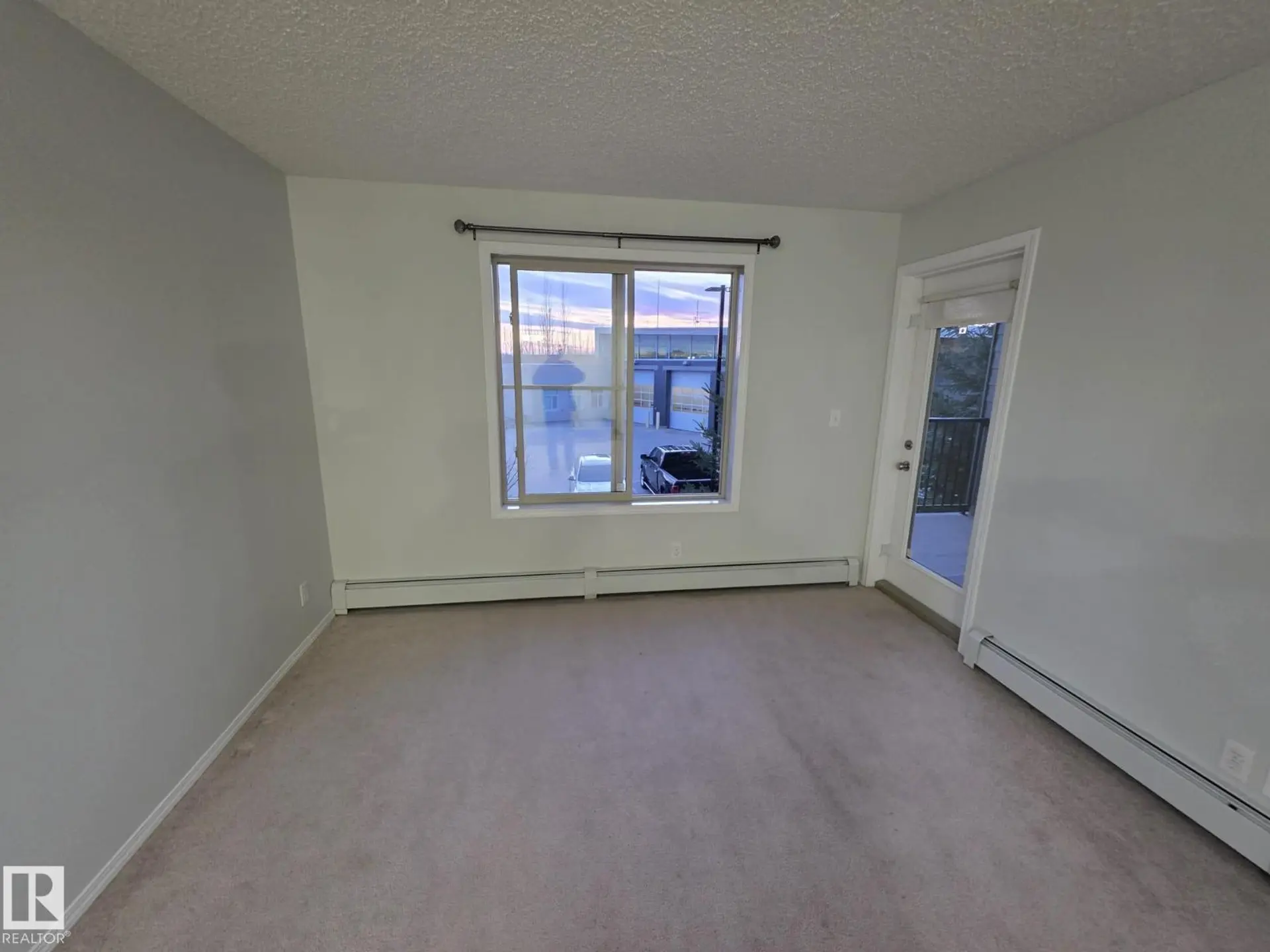 #206 12045 22 AV SW - Image 8