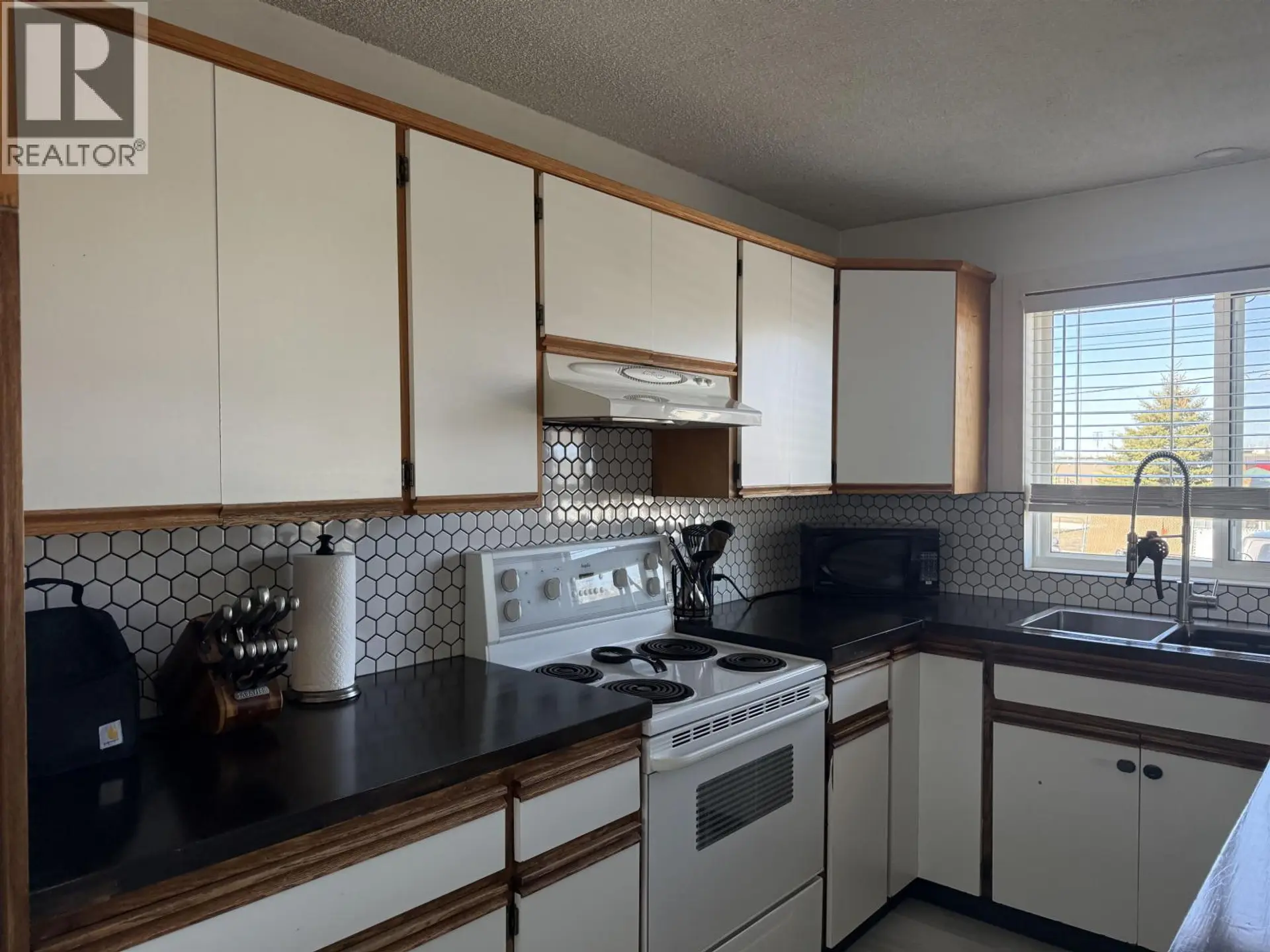 Property at 8511 98 AVENUE, Fort St. John, BC