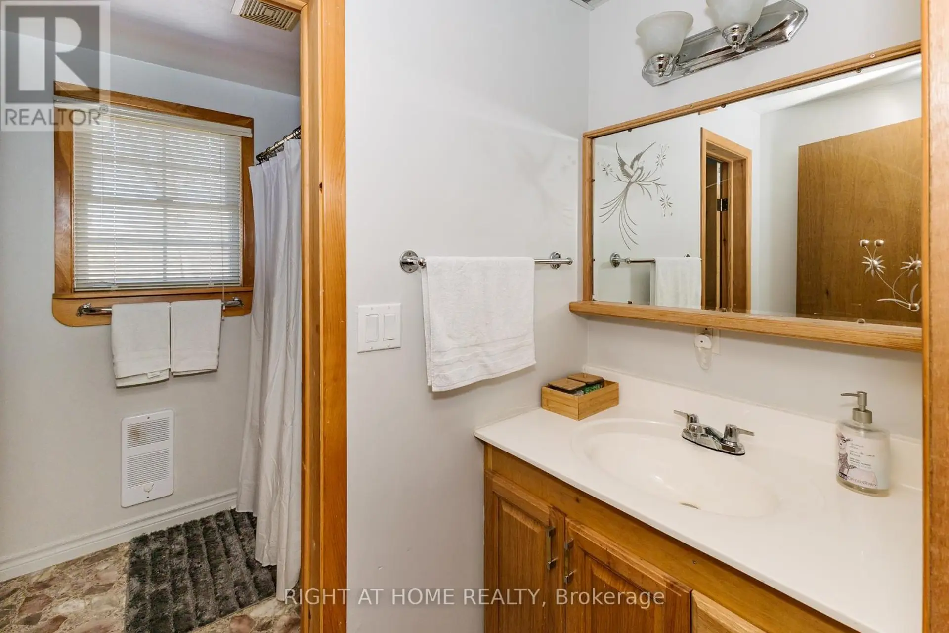 16366 HWY 35 - Image 16