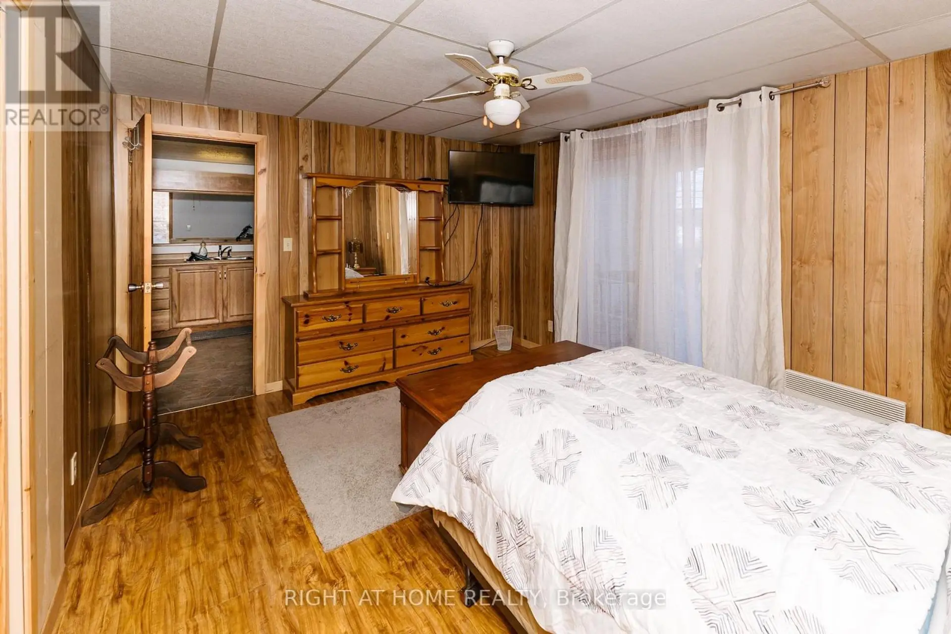 16366 HWY 35 - Image 7