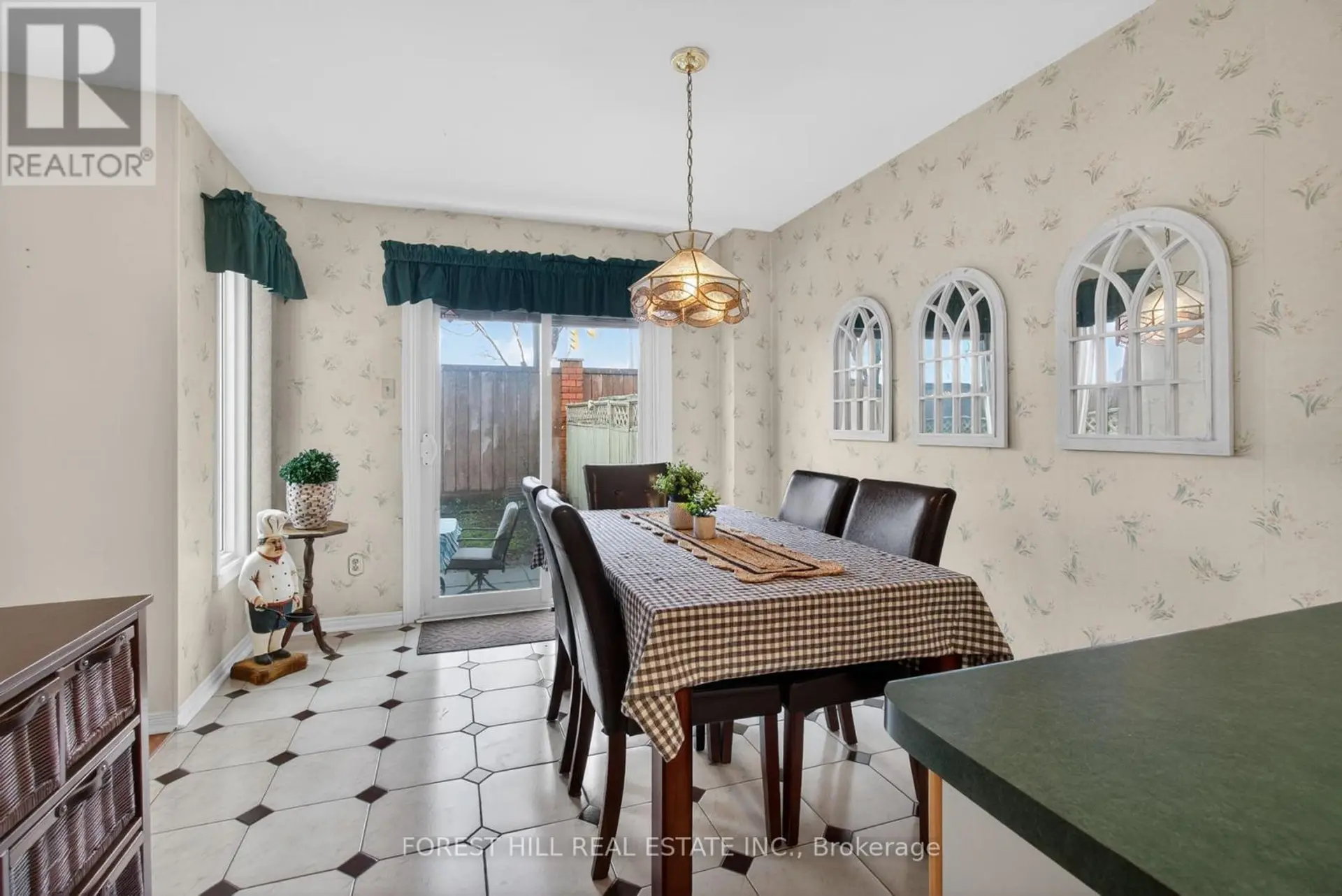 #30 4635 REGENTS TERRACE - Image 11