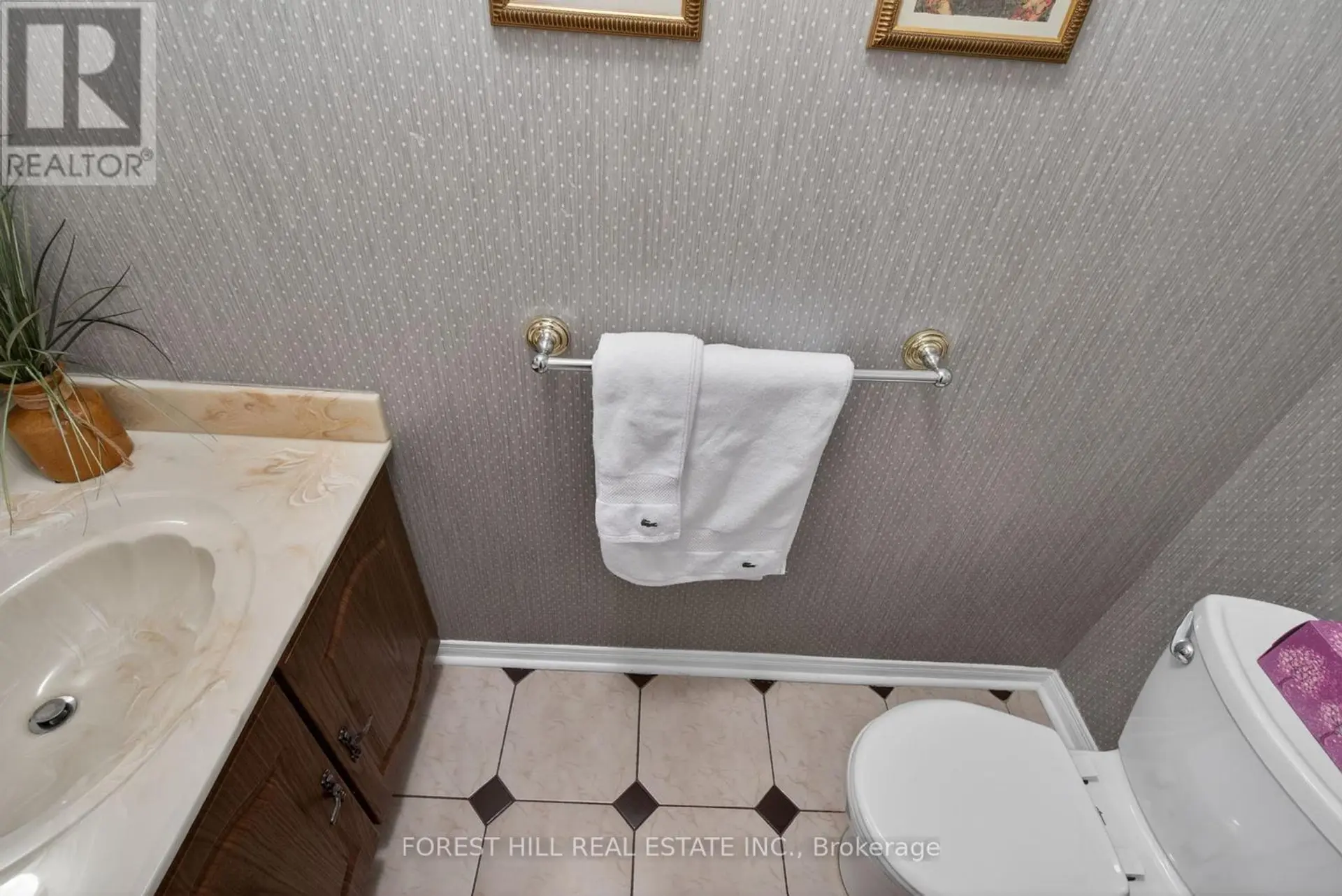 #30 4635 REGENTS TERRACE - Image 9