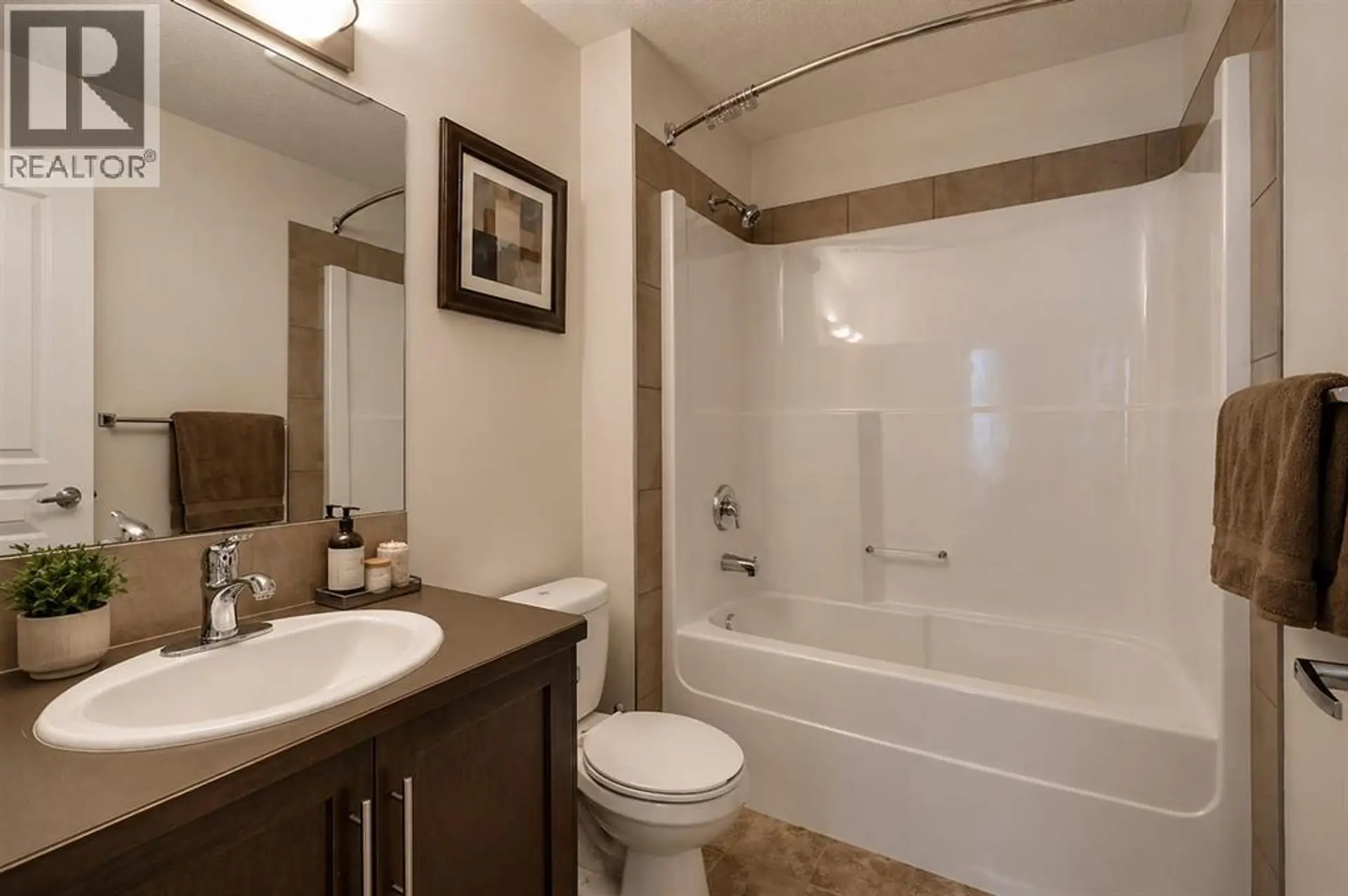 #207 22 Panatella Road NW - Image 9